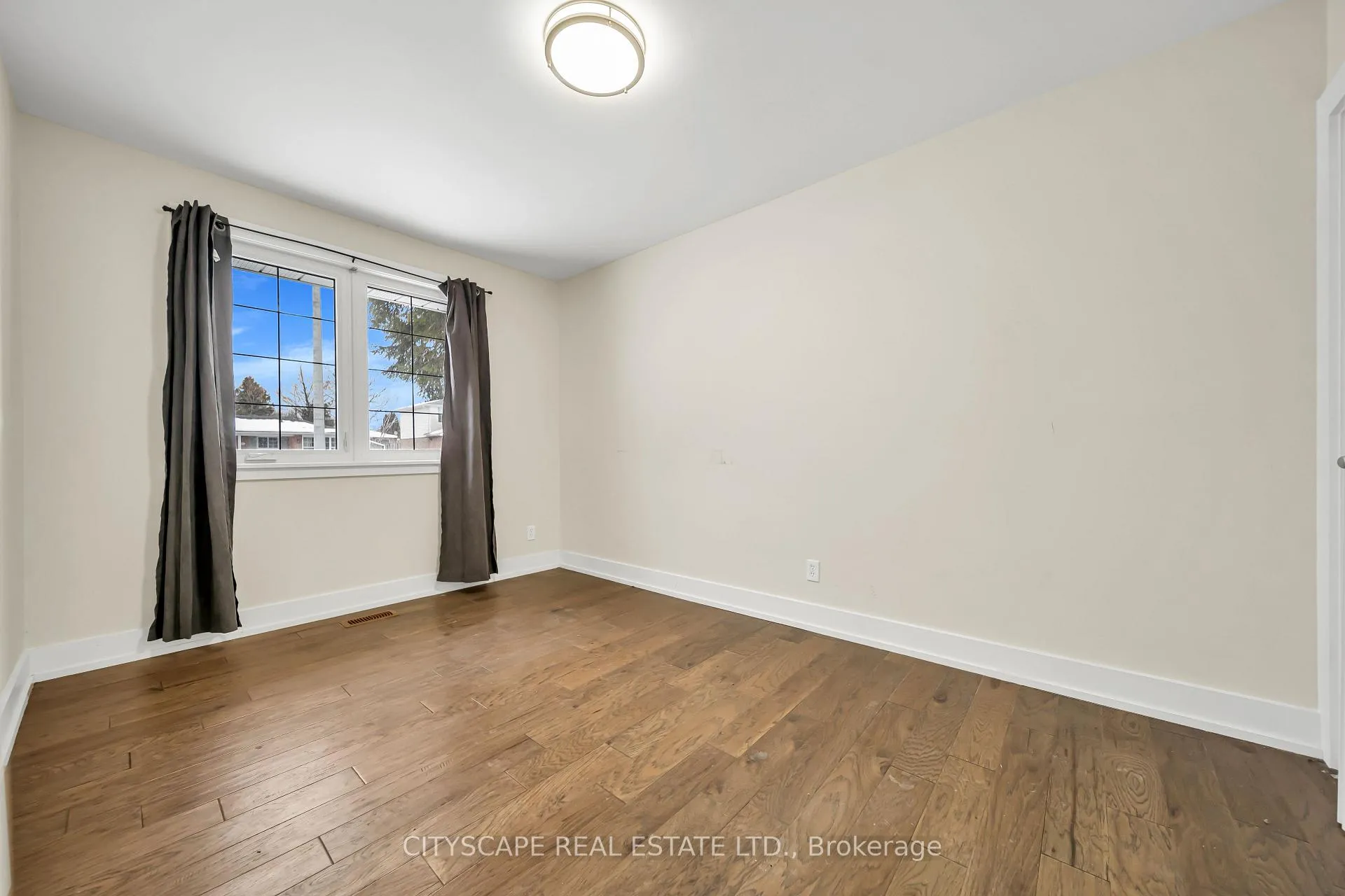 Photo 23 of 84 Bartley Bull Parkway, Brampton, Brampton East — HOMEH