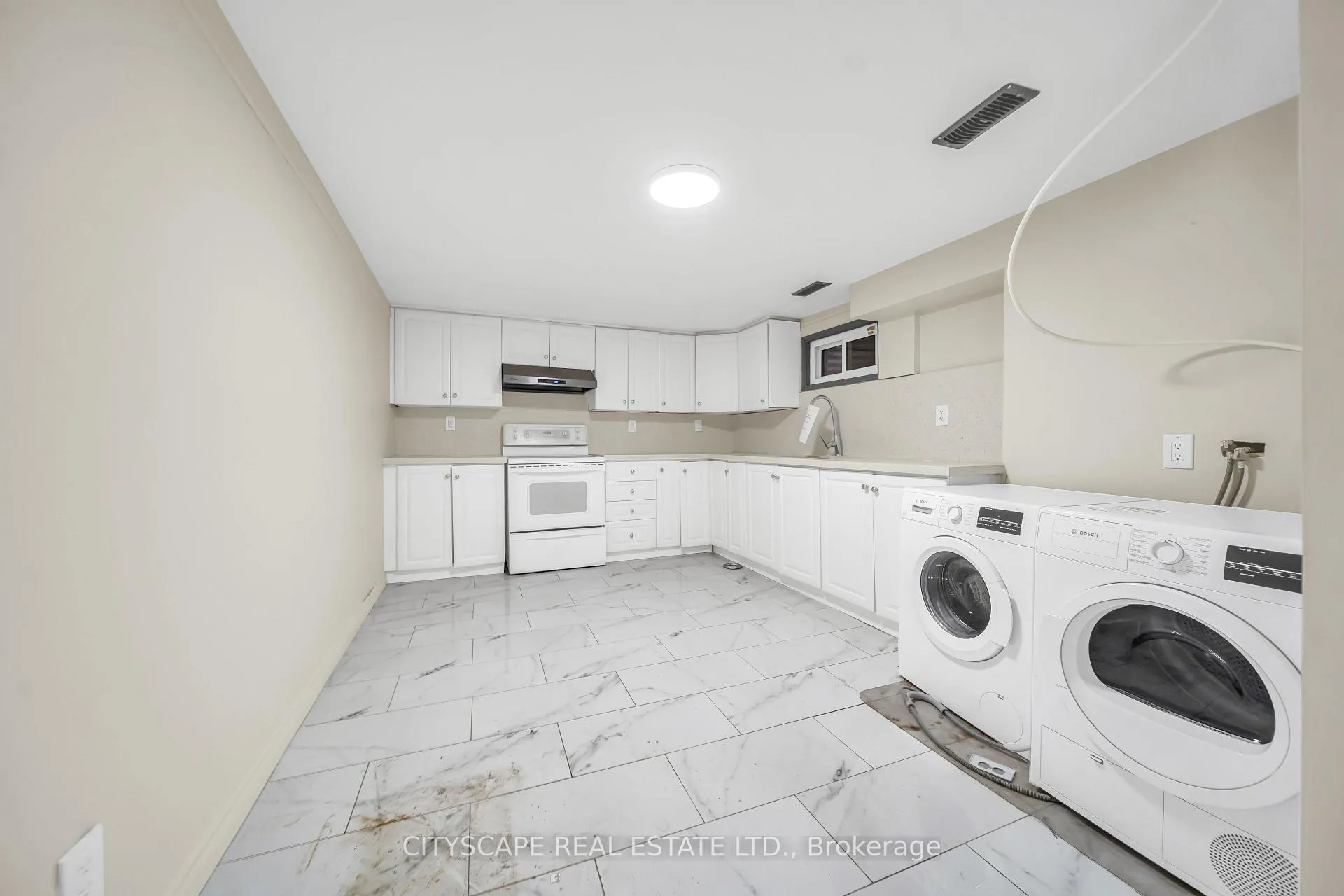 Photo 37 of 84 Bartley Bull Parkway, Brampton, Brampton East — HOMEH