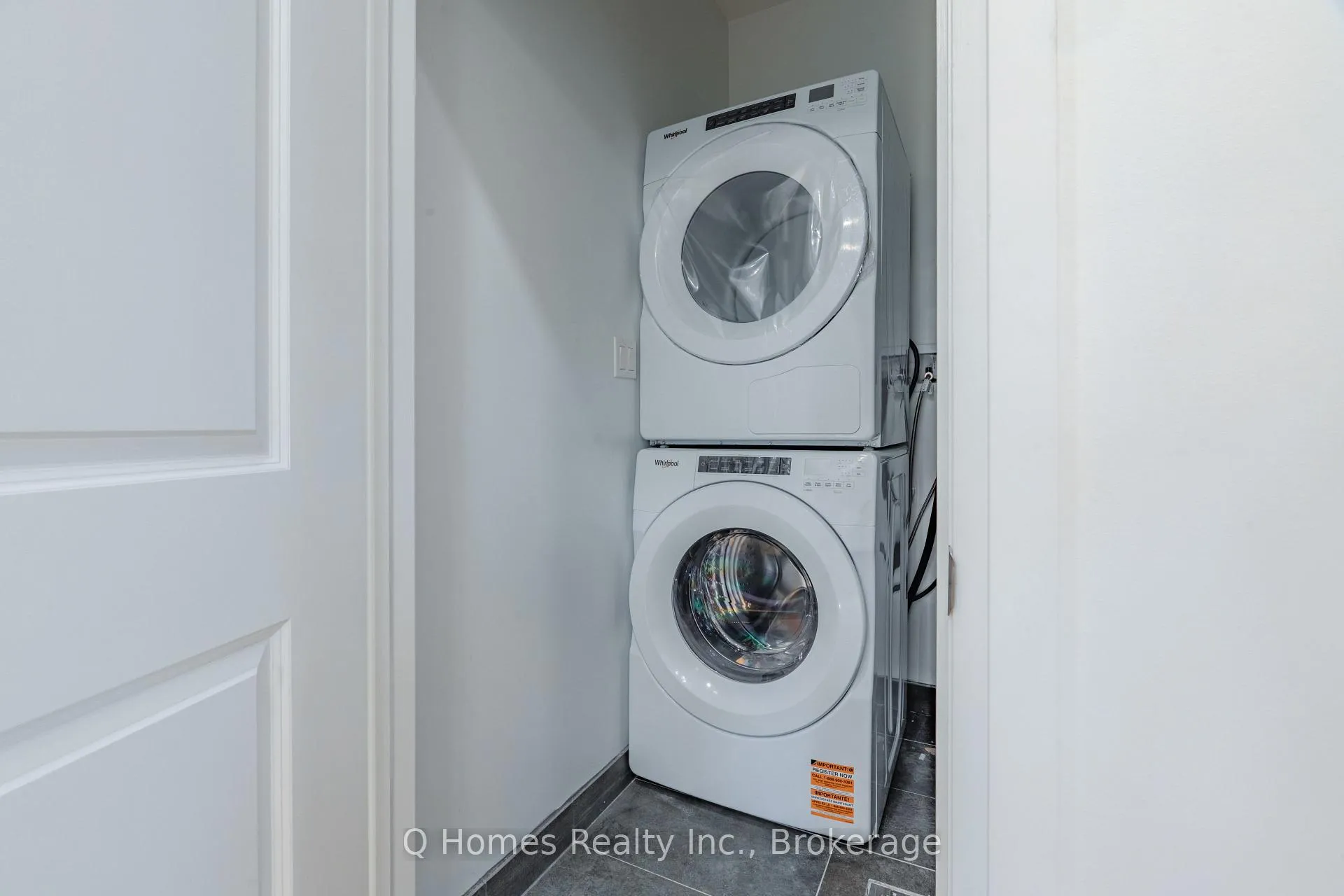 Photo 15 of Unit 3, 58 Mcnairn Avenue, Toronto, Bedford Park-Nortown — HOMEH