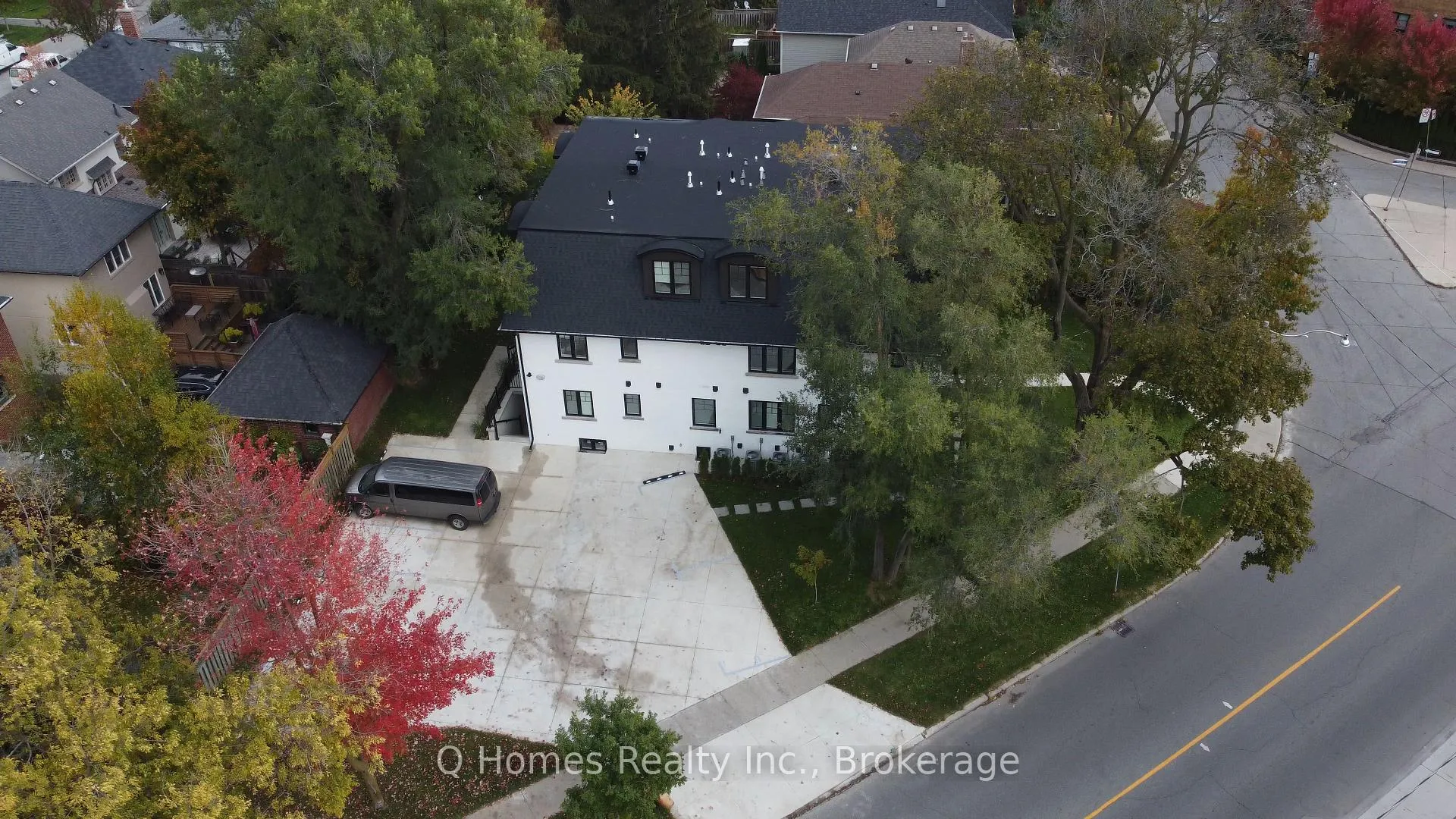 Photo 18 of Unit 3, 58 Mcnairn Avenue, Toronto, Bedford Park-Nortown — HOMEH