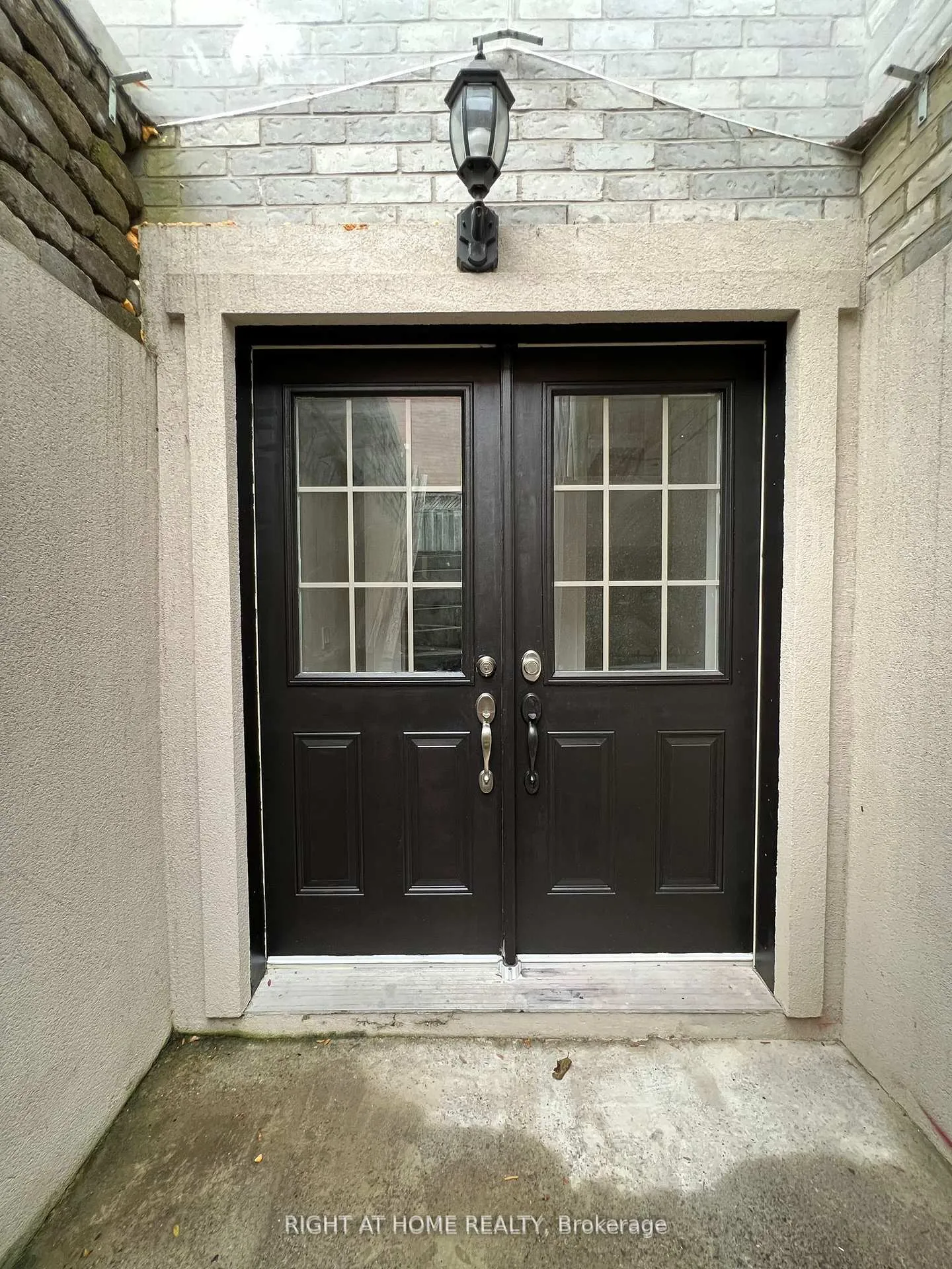 Photo 4 of Unit Basement, 27 Shale Drive, Ajax, Central West — HOMEH
