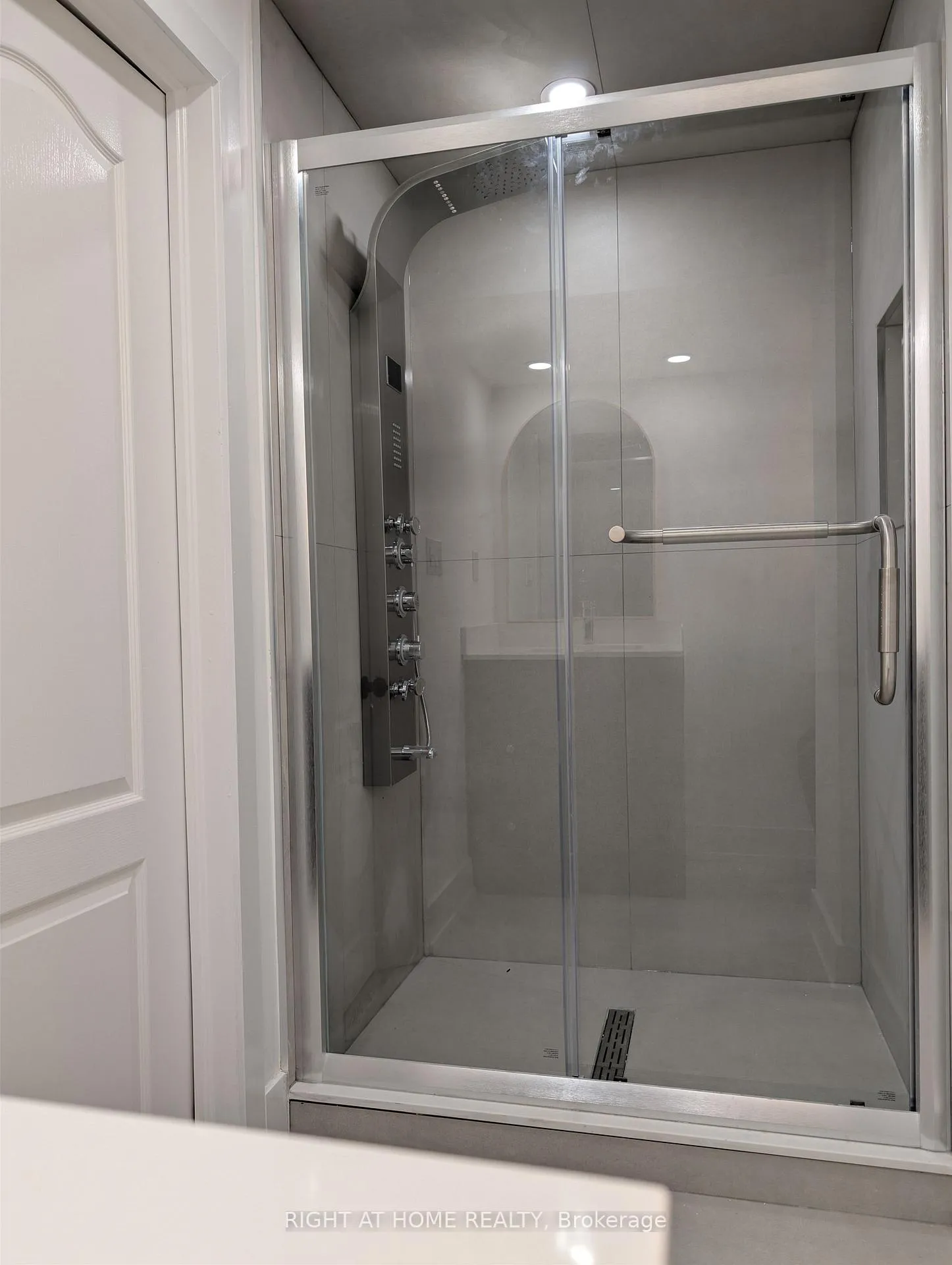 Photo 11 of Unit Basement, 27 Shale Drive, Ajax, Central West — HOMEH