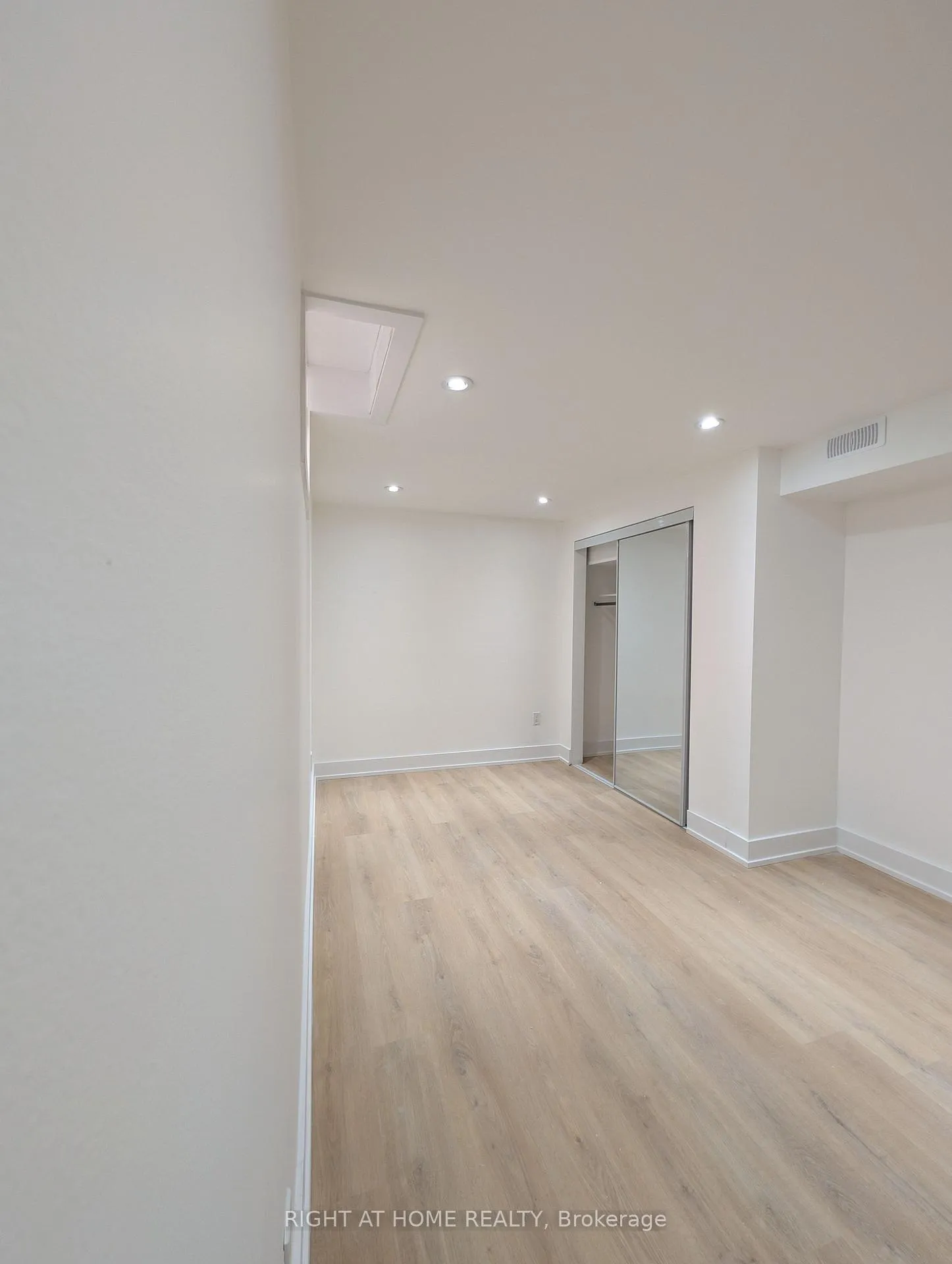 Photo 16 of Unit Basement, 27 Shale Drive, Ajax, Central West — HOMEH