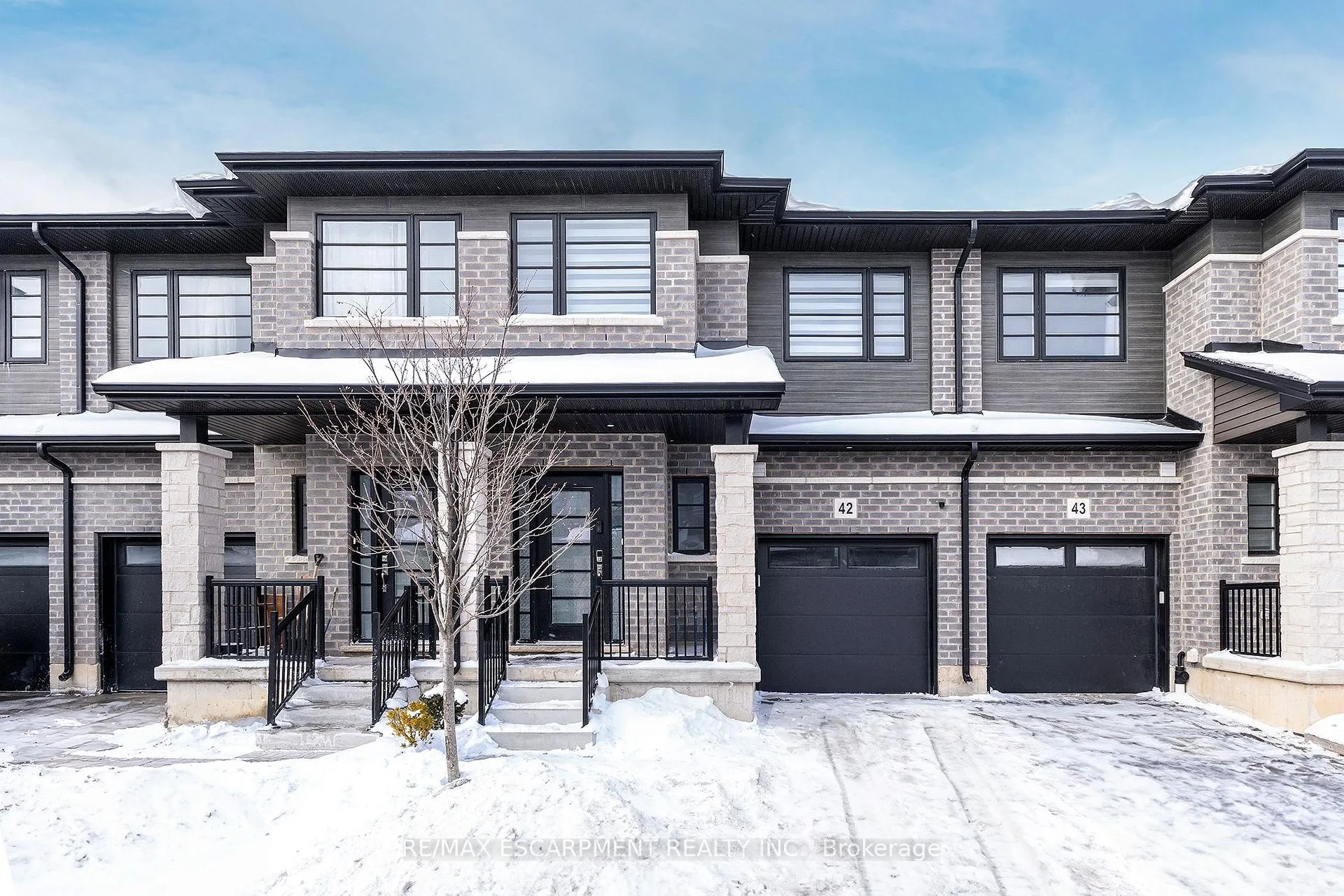 Photo 1 of Unit 42, 520 Grey Street, Brantford — HOMEH