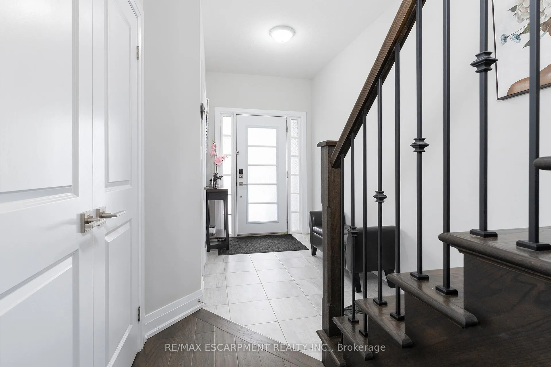Photo 3 of Unit 42, 520 Grey Street, Brantford — HOMEH