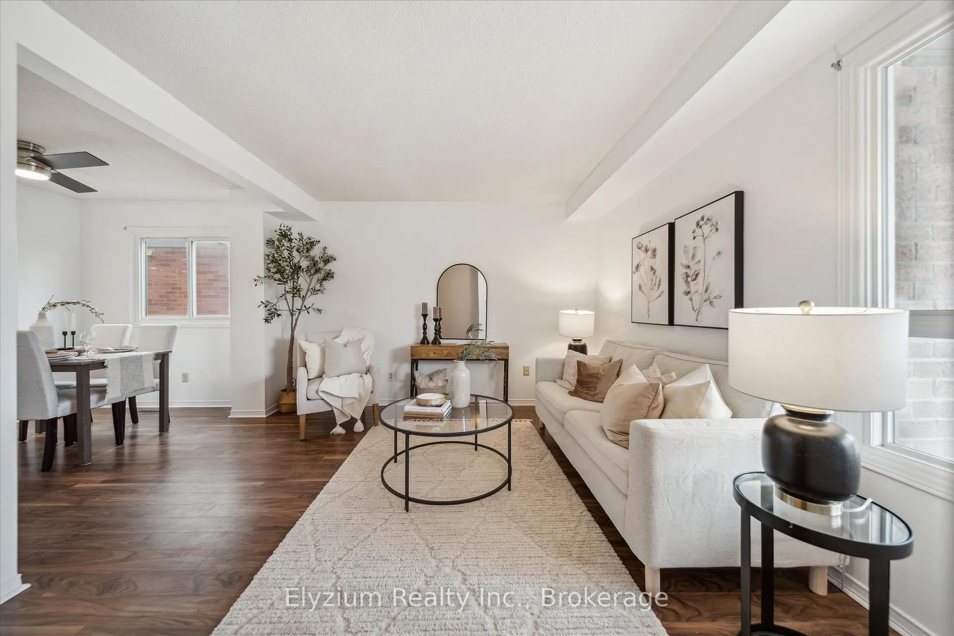 Photo 3 of 2130 Blue Ridge Crescent, Pickering, Brock Ridge — HOMEH