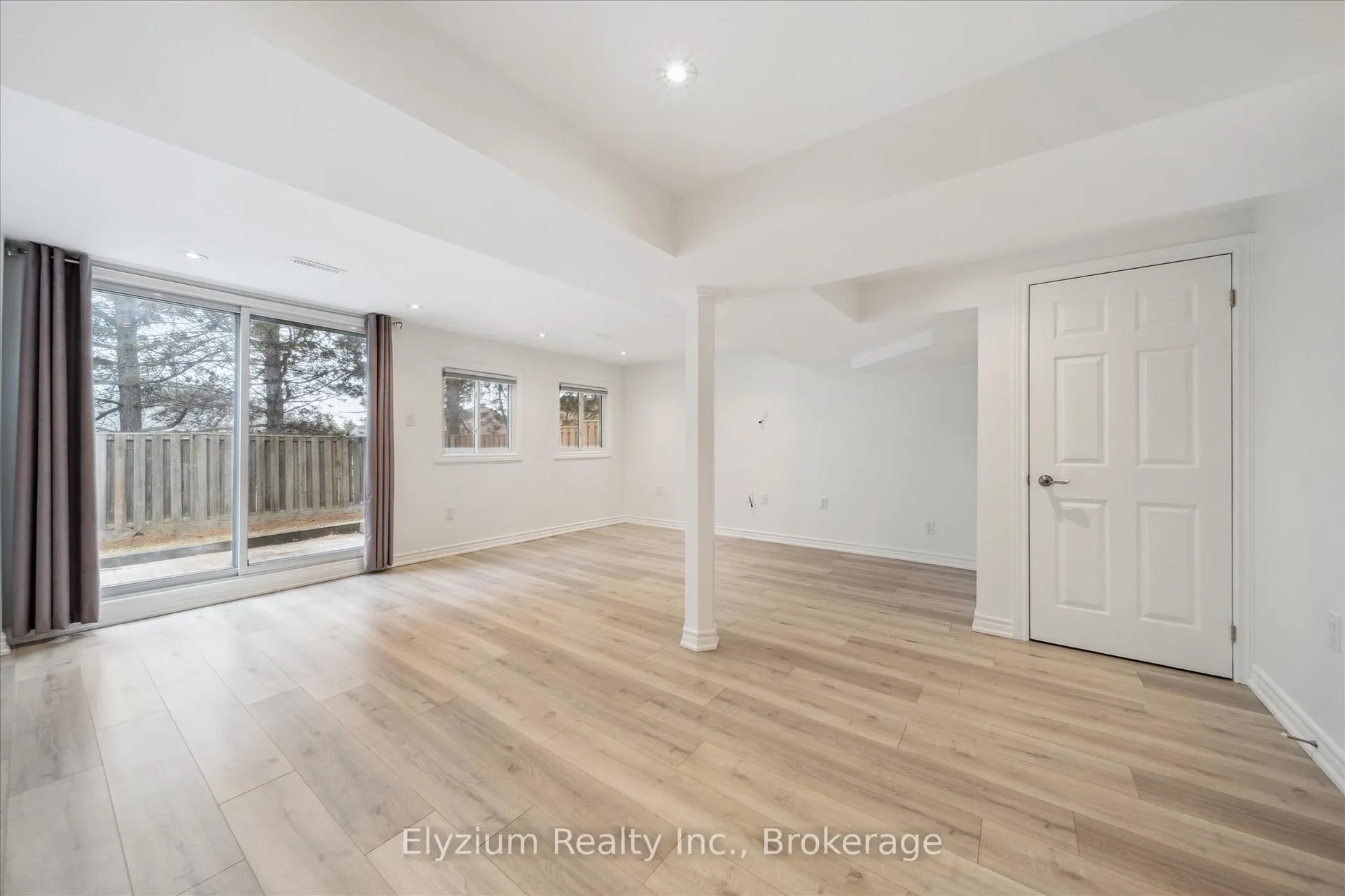 Photo 20 of 2130 Blue Ridge Crescent, Pickering, Brock Ridge — HOMEH