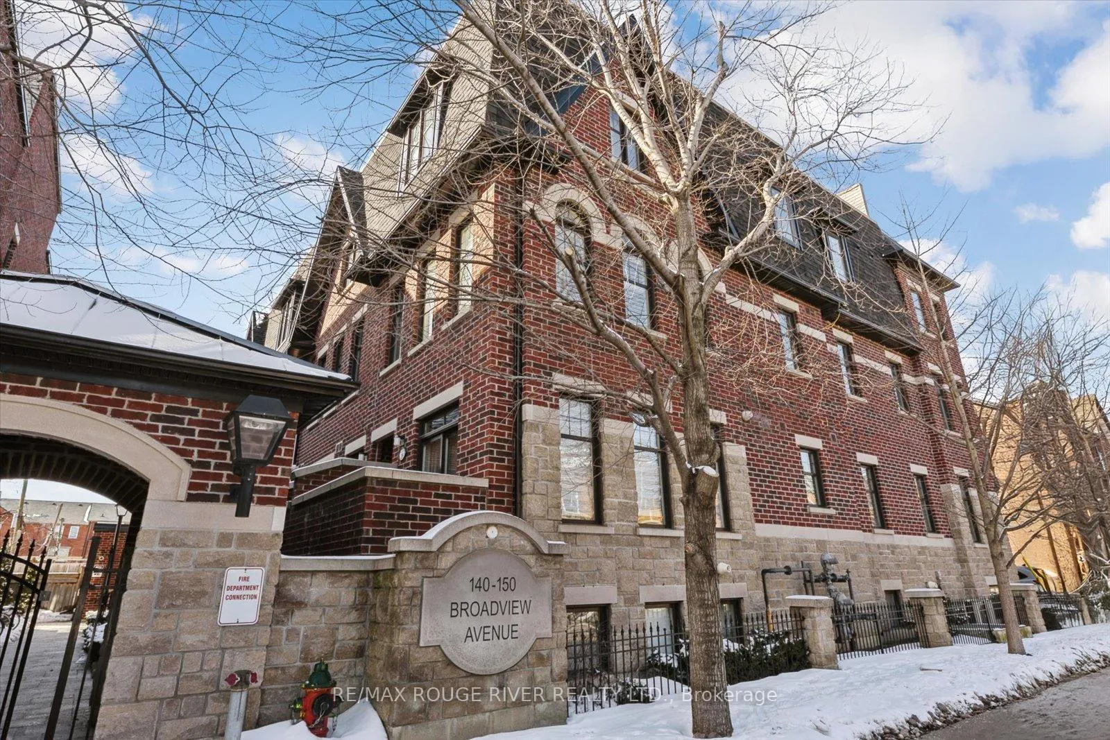 Photo 2 of Unit TH 1, 150 Broadview Avenue, Toronto, South Riverdale — HOMEH