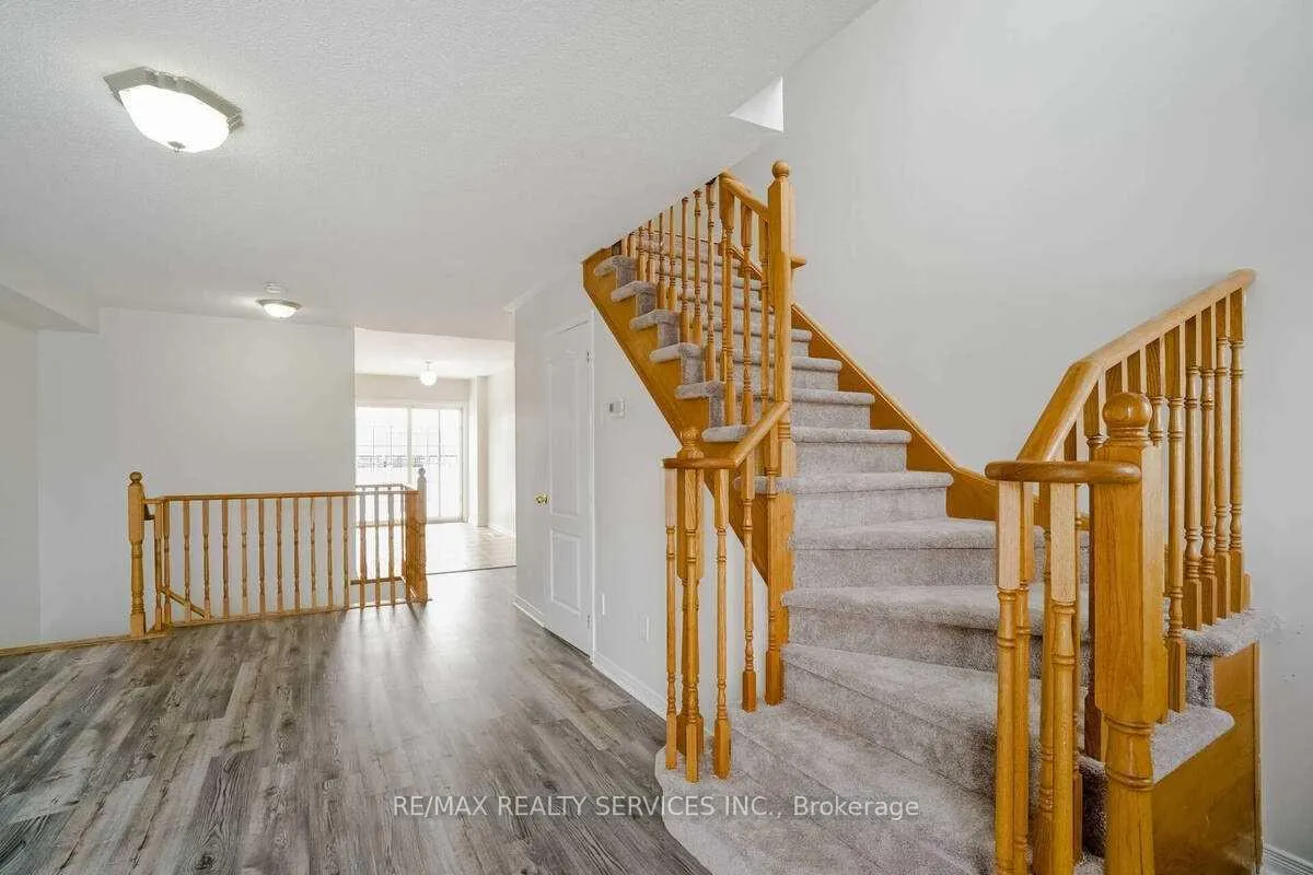 Photo 19 of 43 Denison Avenue, Brampton, Downtown Brampton — HOMEH