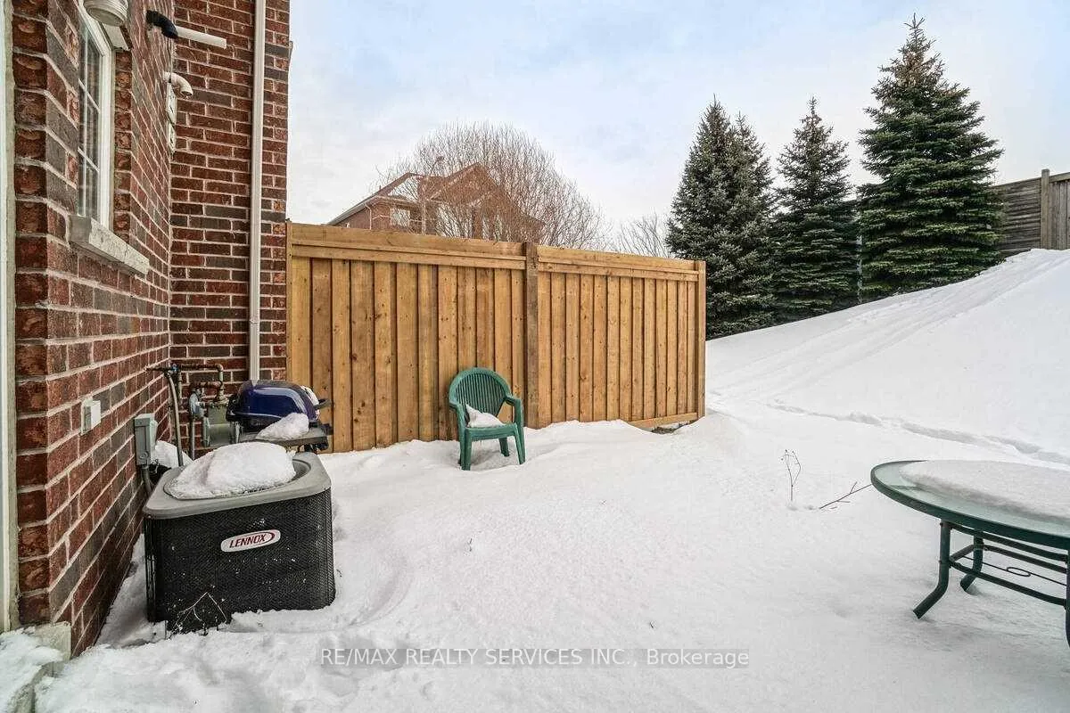 Photo 31 of 43 Denison Avenue, Brampton, Downtown Brampton — HOMEH