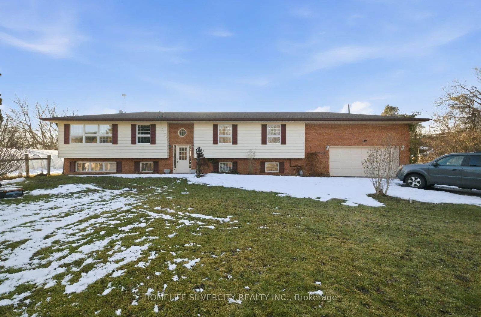 Photo 1 of 4662 Governors Road, Hamilton, Lynden — HOMEH
