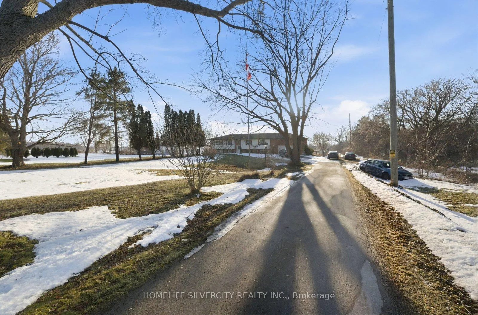 Photo 3 of 4662 Governors Road, Hamilton, Lynden — HOMEH