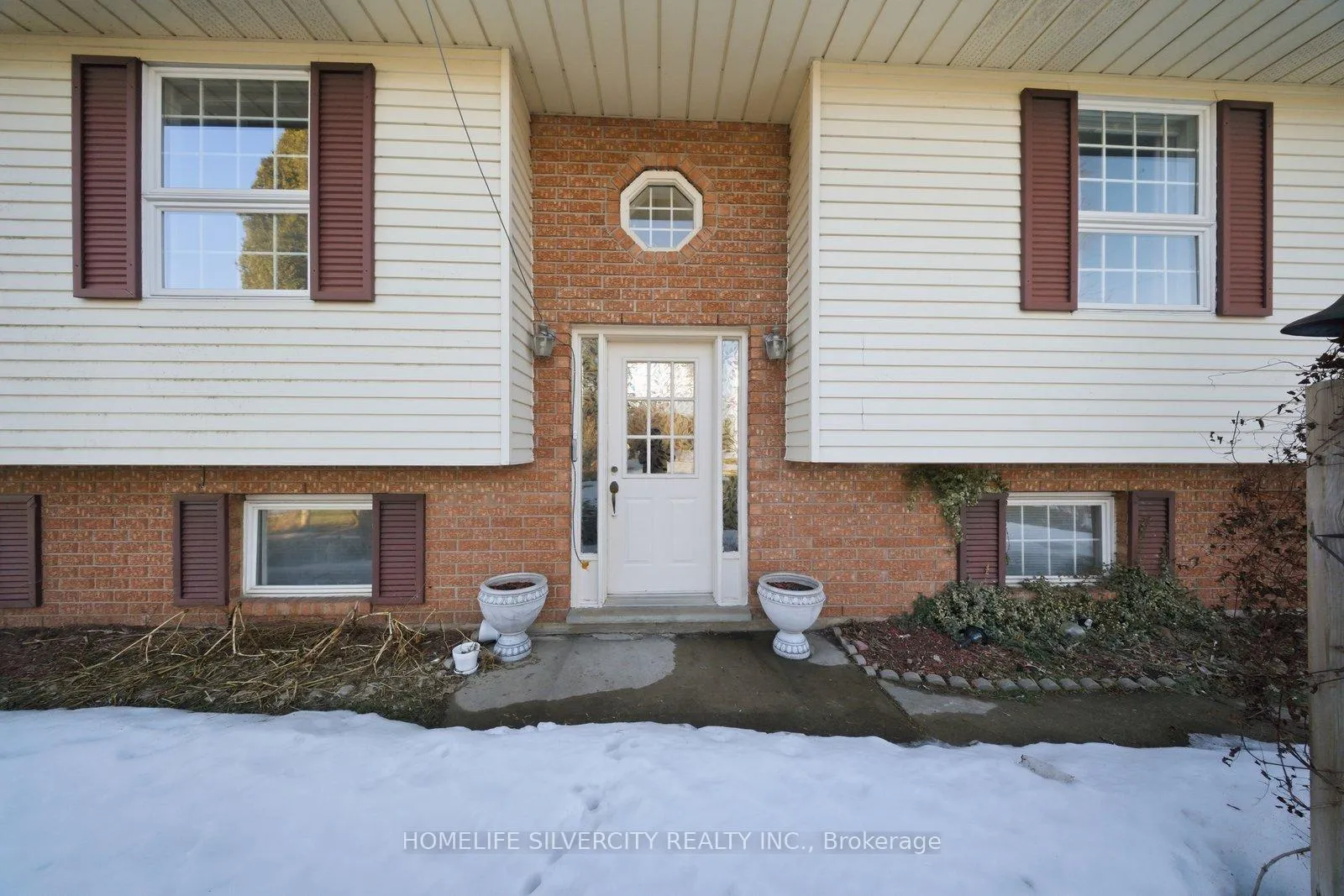 Photo 7 of 4662 Governors Road, Hamilton, Lynden — HOMEH