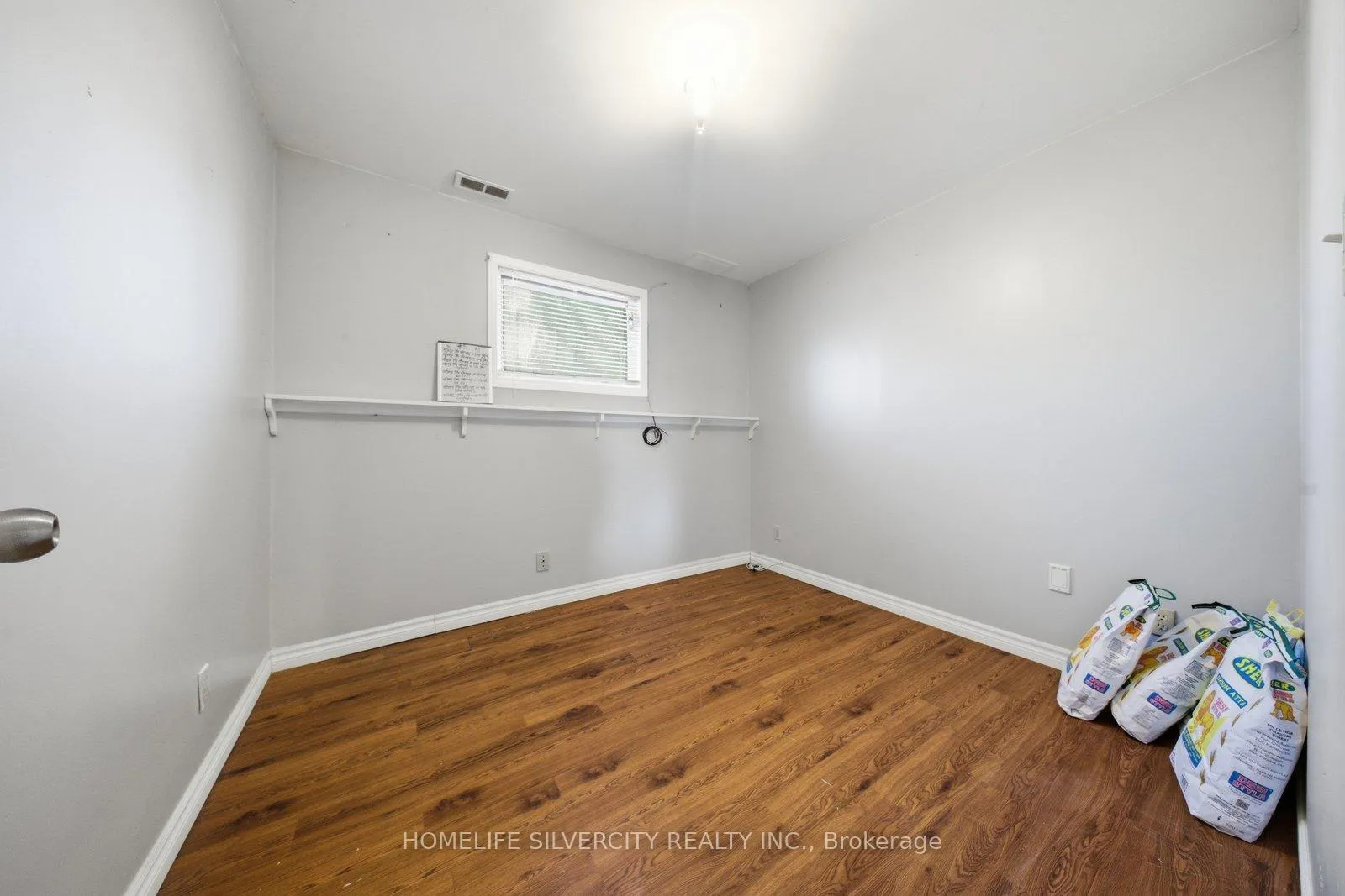 Photo 26 of 4662 Governors Road, Hamilton, Lynden — HOMEH