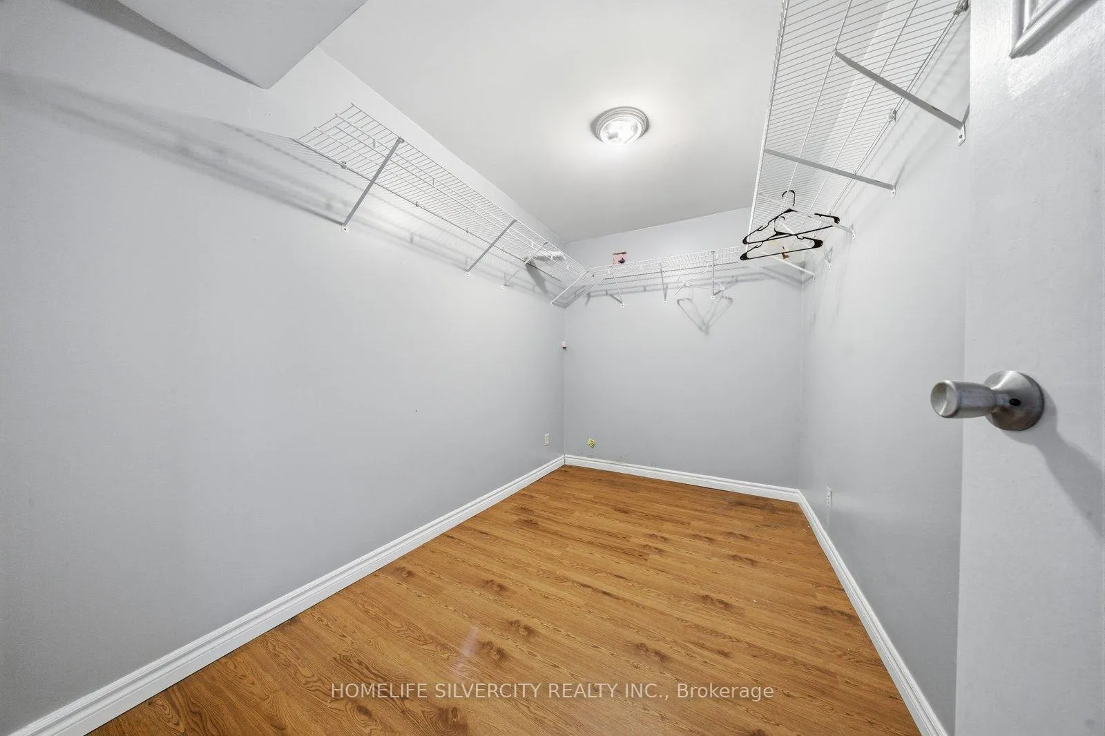 Photo 27 of 4662 Governors Road, Hamilton, Lynden — HOMEH