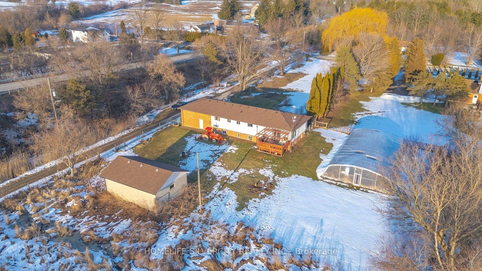 Photo 49 of 4662 Governors Road, Hamilton, Lynden — HOMEH