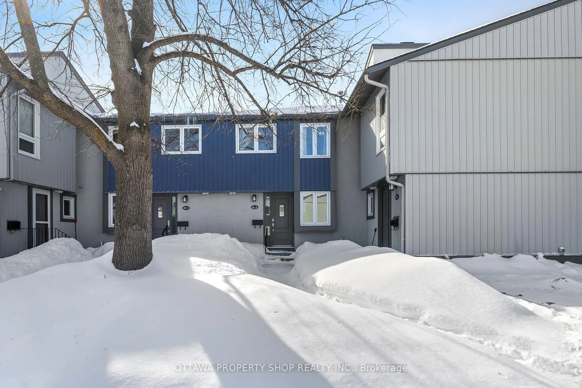 Photo 2 of Unit D, 20 Benlea Drive, Ottawa, Tanglewood — HOMEH