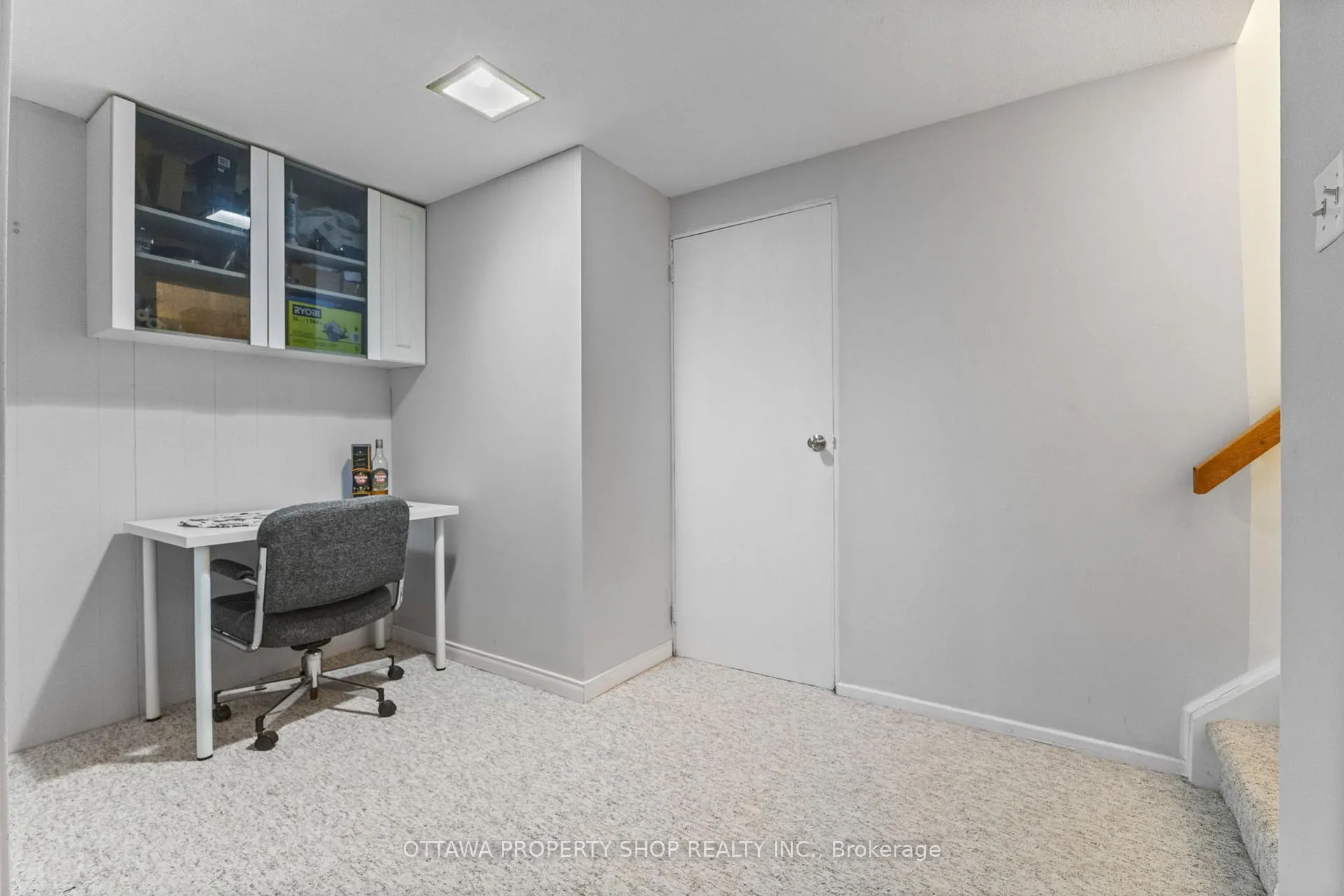Photo 19 of Unit D, 20 Benlea Drive, Ottawa, Tanglewood — HOMEH