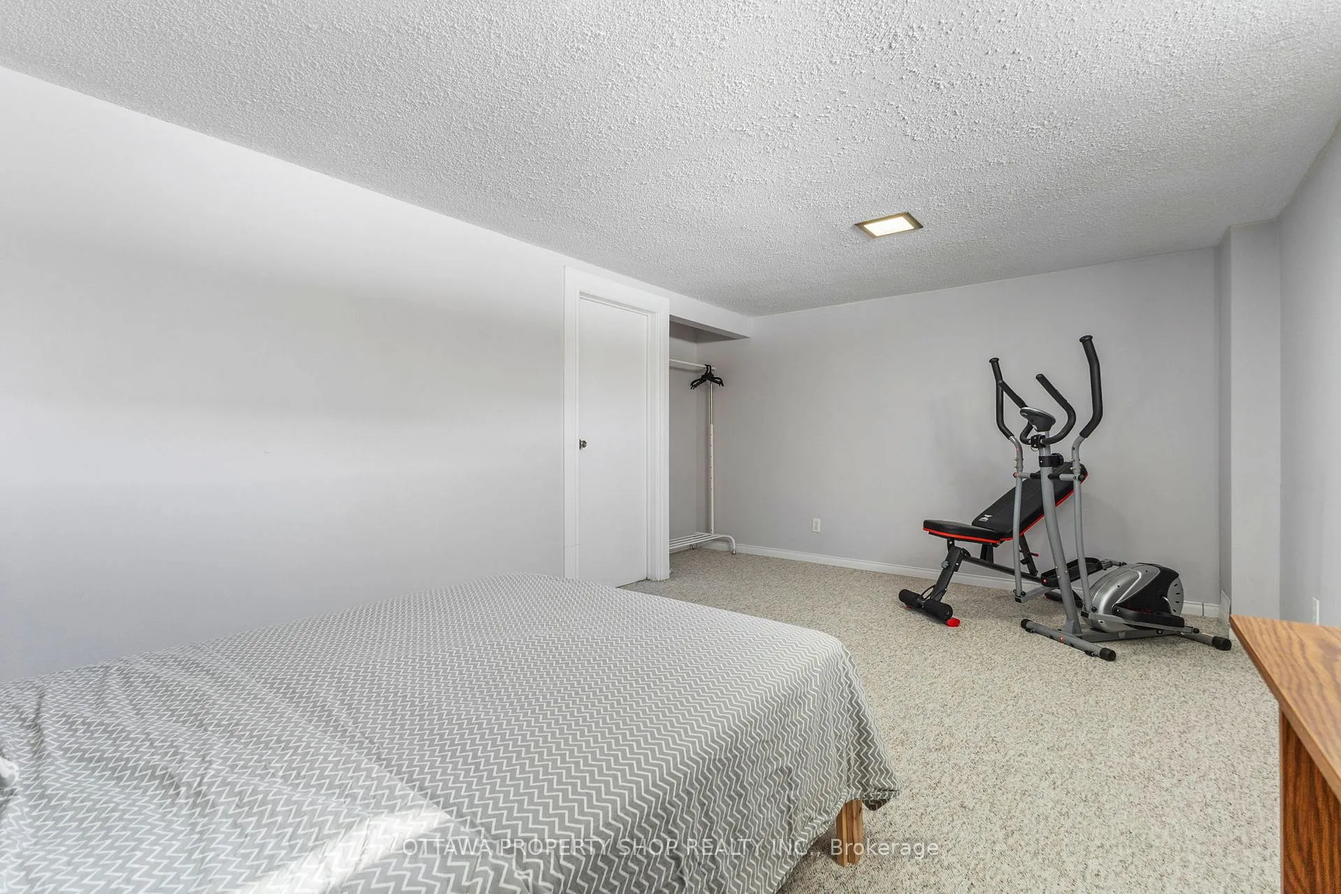Photo 21 of Unit D, 20 Benlea Drive, Ottawa, Tanglewood — HOMEH
