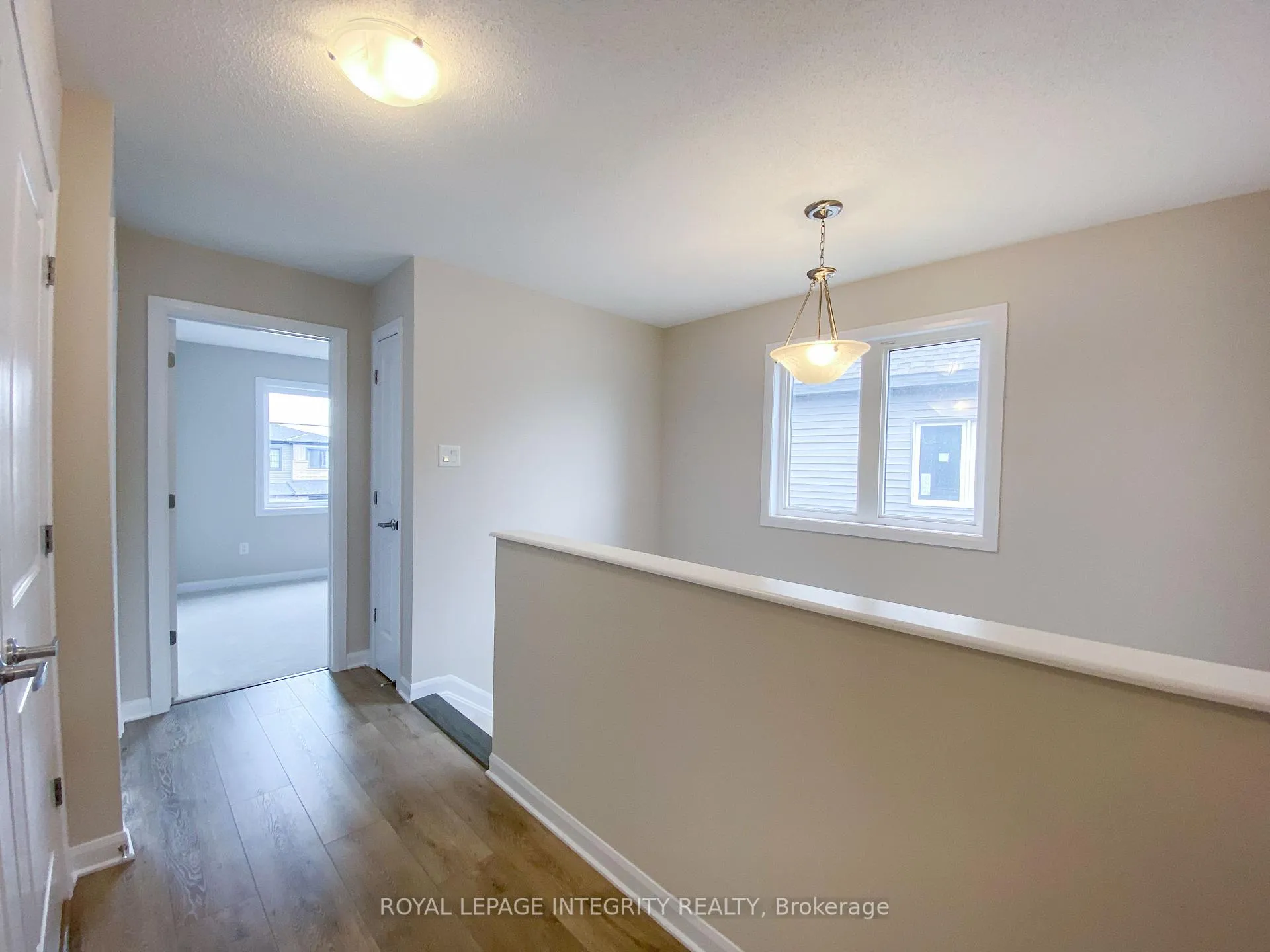 Photo 13 of 1043 Speedvale Court, Ottawa, Kanata - Kanata Lakes/Heritage Hills — HOMEH