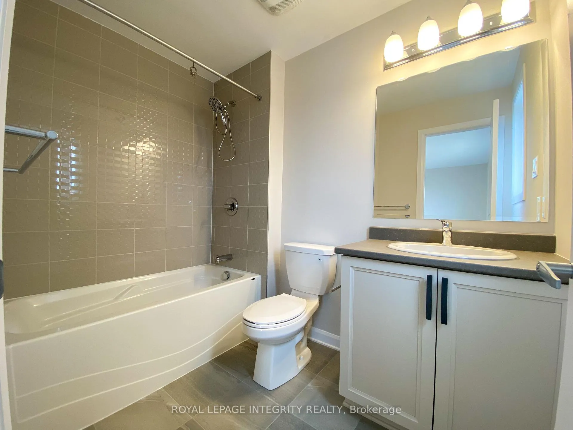 Photo 21 of 1043 Speedvale Court, Ottawa, Kanata - Kanata Lakes/Heritage Hills — HOMEH