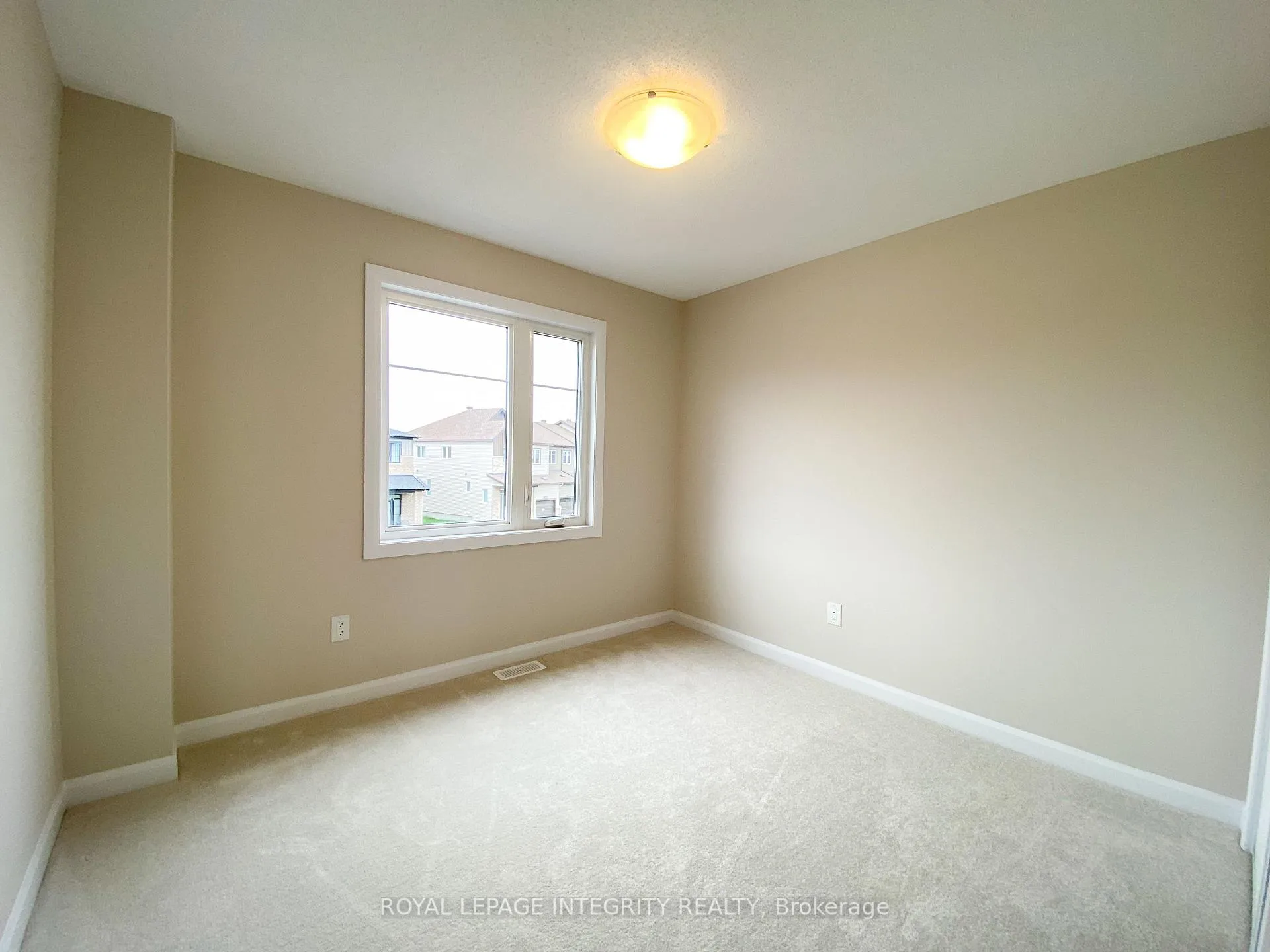 Photo 25 of 1043 Speedvale Court, Ottawa, Kanata - Kanata Lakes/Heritage Hills — HOMEH