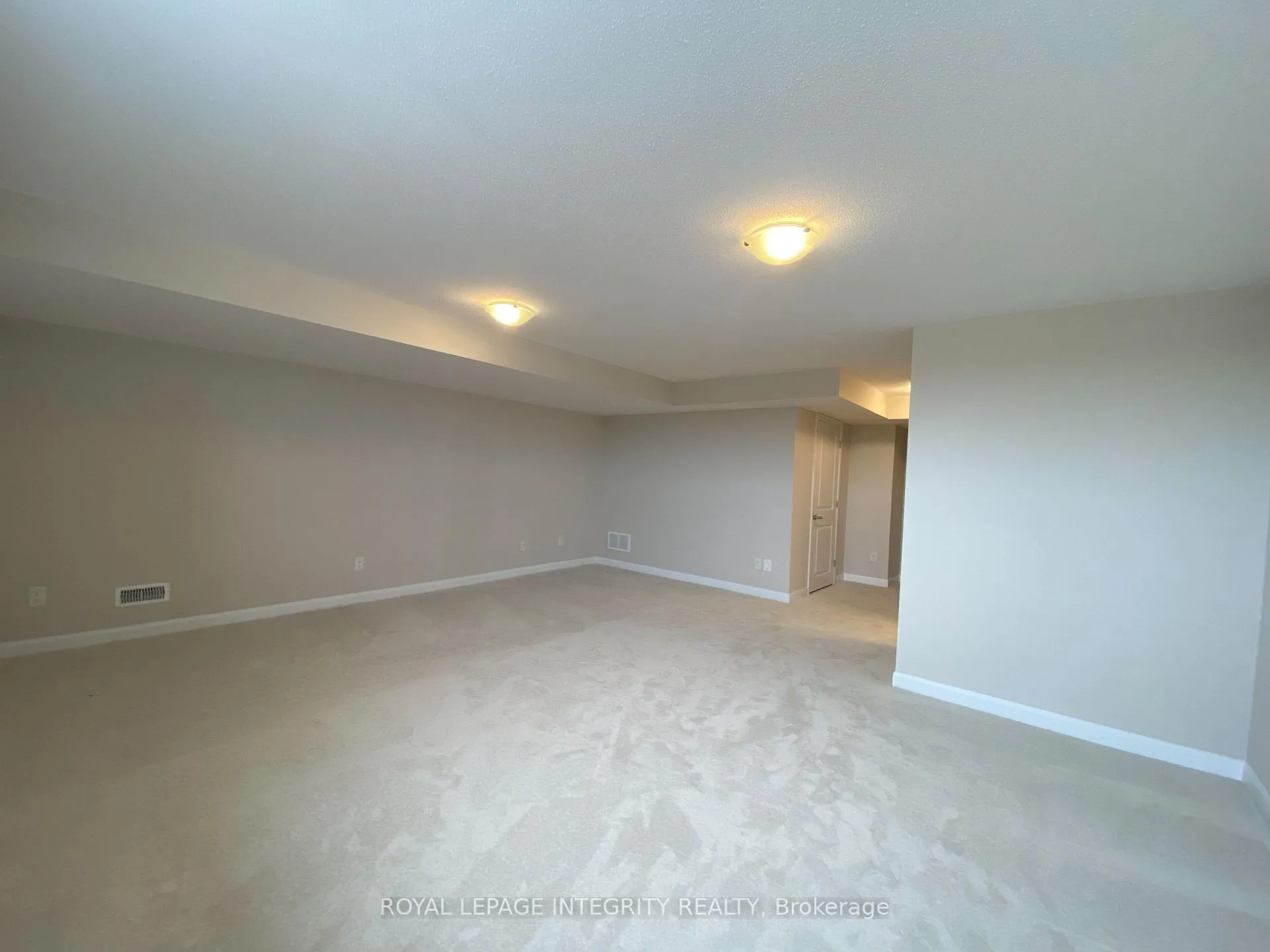 Photo 27 of 1043 Speedvale Court, Ottawa, Kanata - Kanata Lakes/Heritage Hills — HOMEH