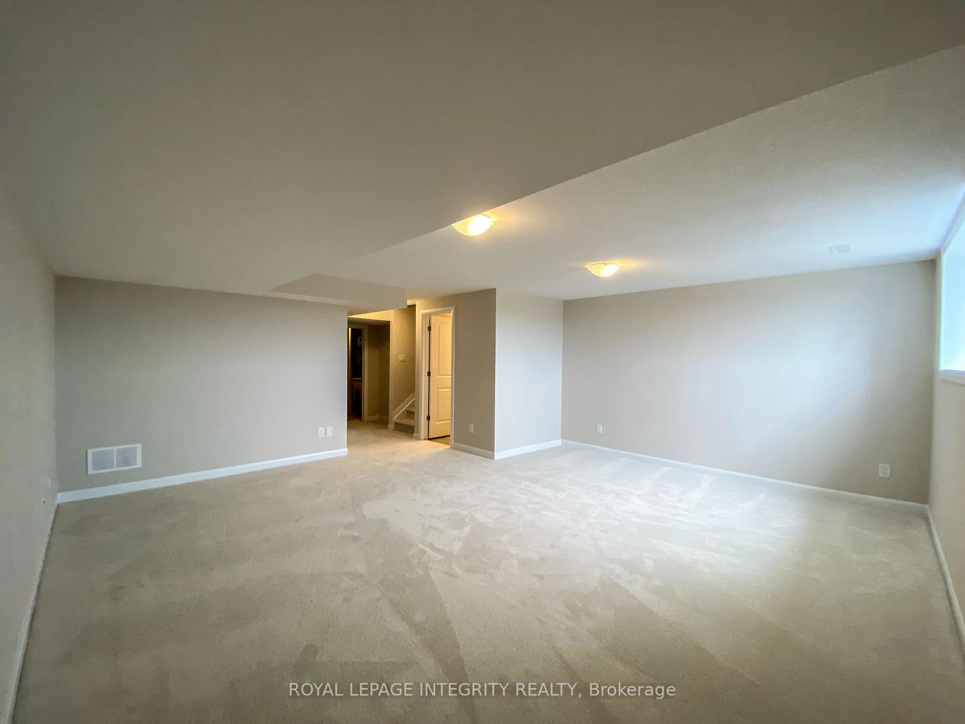 Photo 28 of 1043 Speedvale Court, Ottawa, Kanata - Kanata Lakes/Heritage Hills — HOMEH