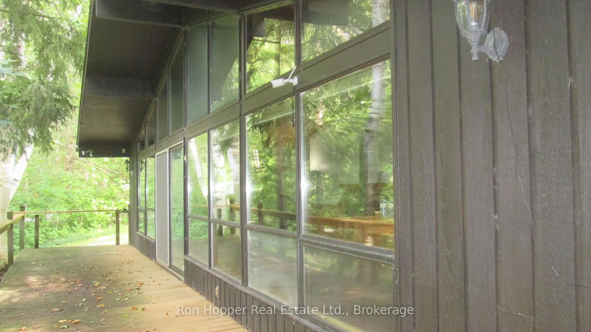 Photo 5 of 140 Sunset Beach Road, Meaford — HOMEH