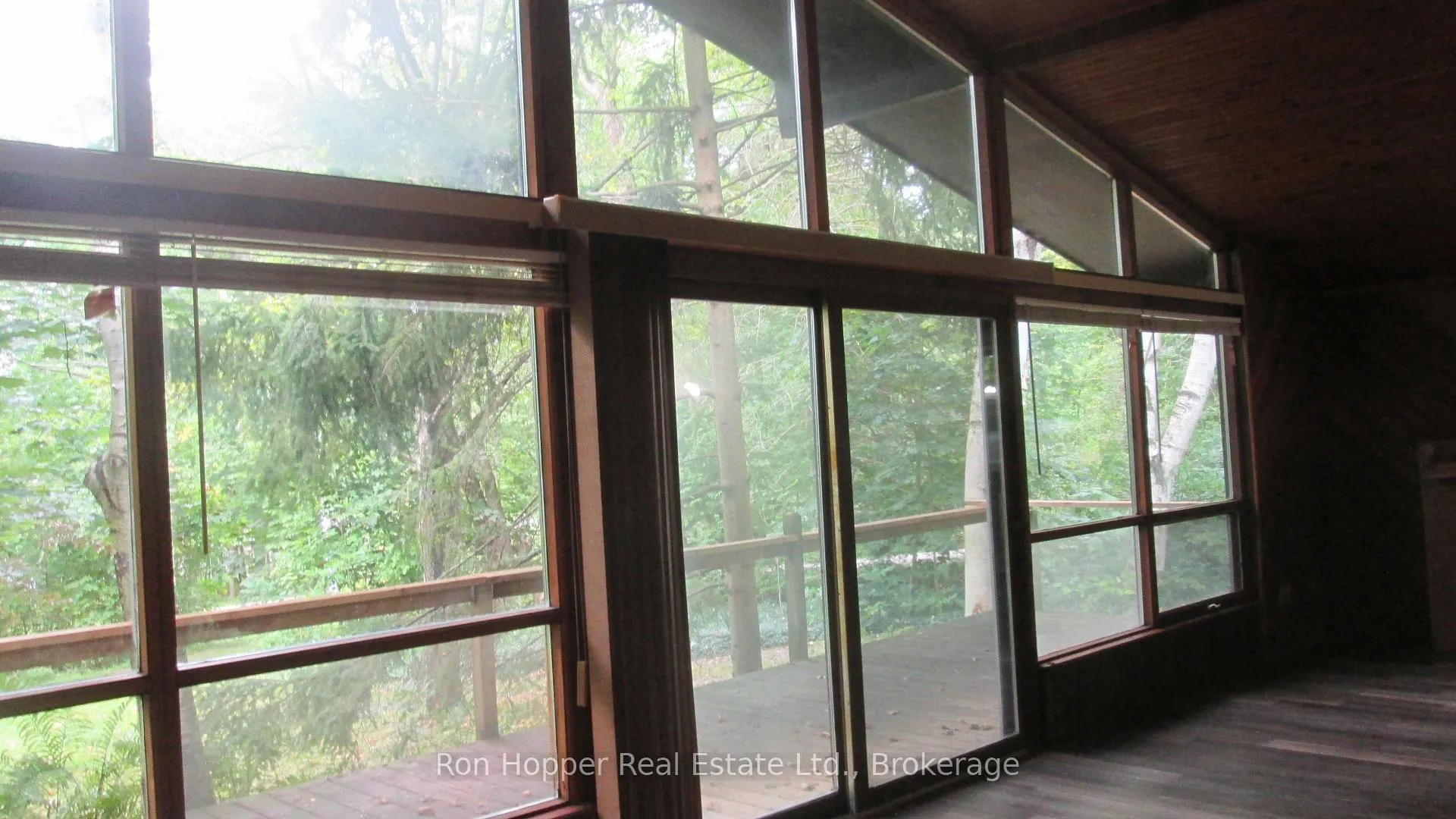 Photo 15 of 140 Sunset Beach Road, Meaford — HOMEH