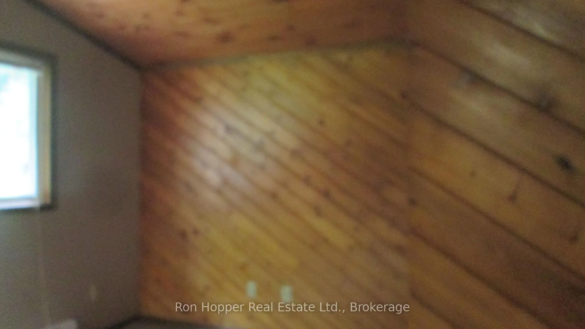 Photo 21 of 140 Sunset Beach Road, Meaford — HOMEH