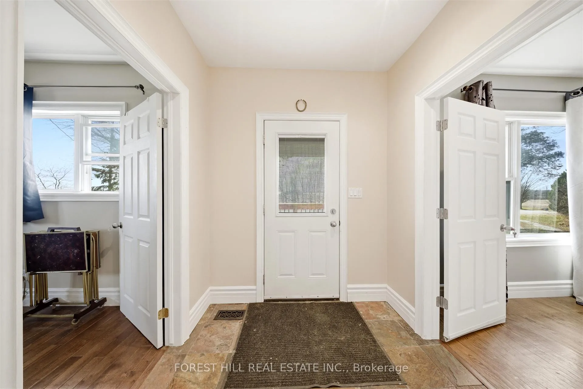 Photo 4 of 1083 Indiana Road E, Haldimand — HOMEH