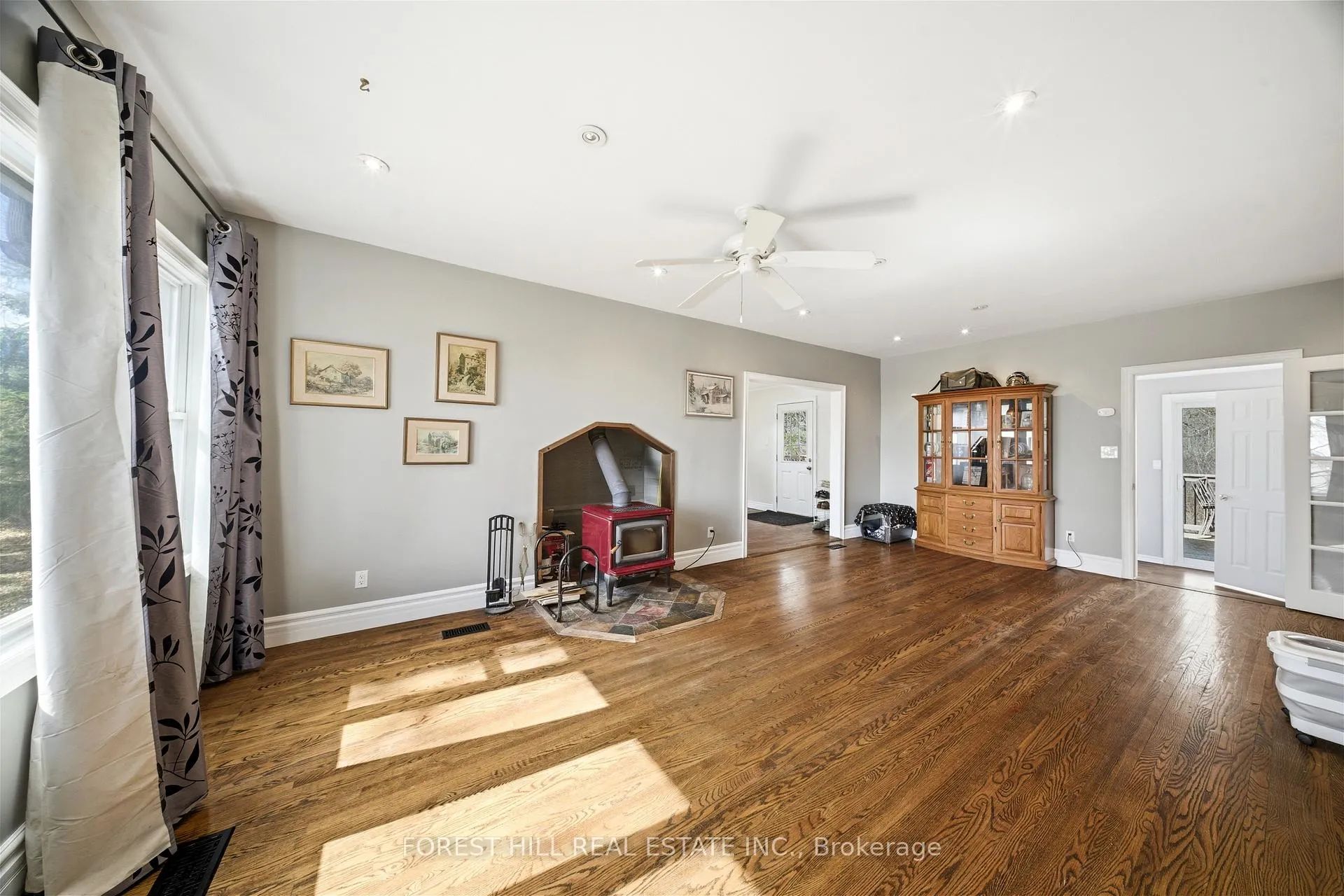 Photo 8 of 1083 Indiana Road E, Haldimand — HOMEH