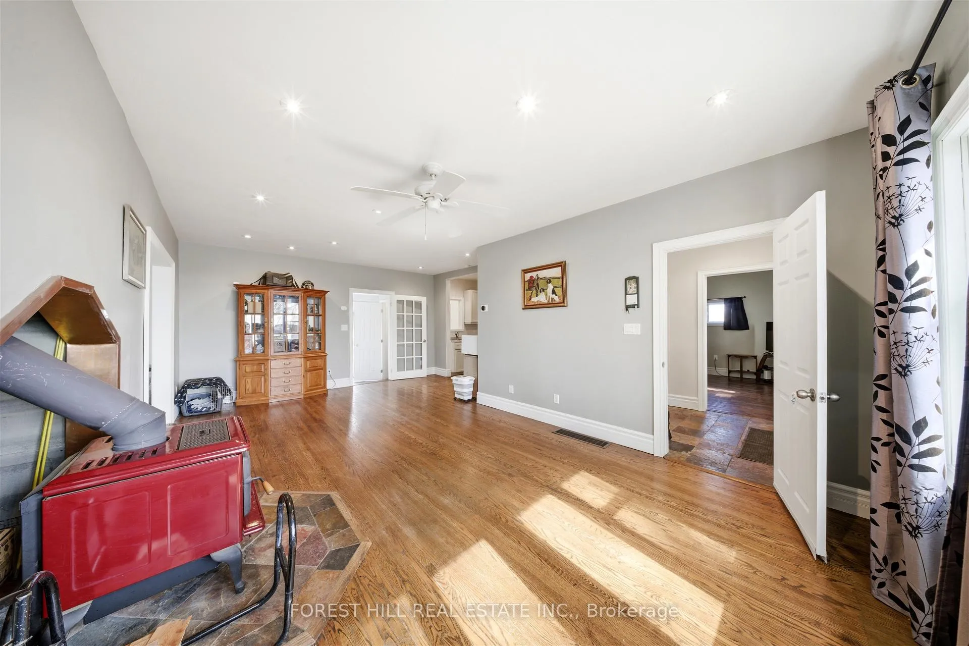 Photo 9 of 1083 Indiana Road E, Haldimand — HOMEH