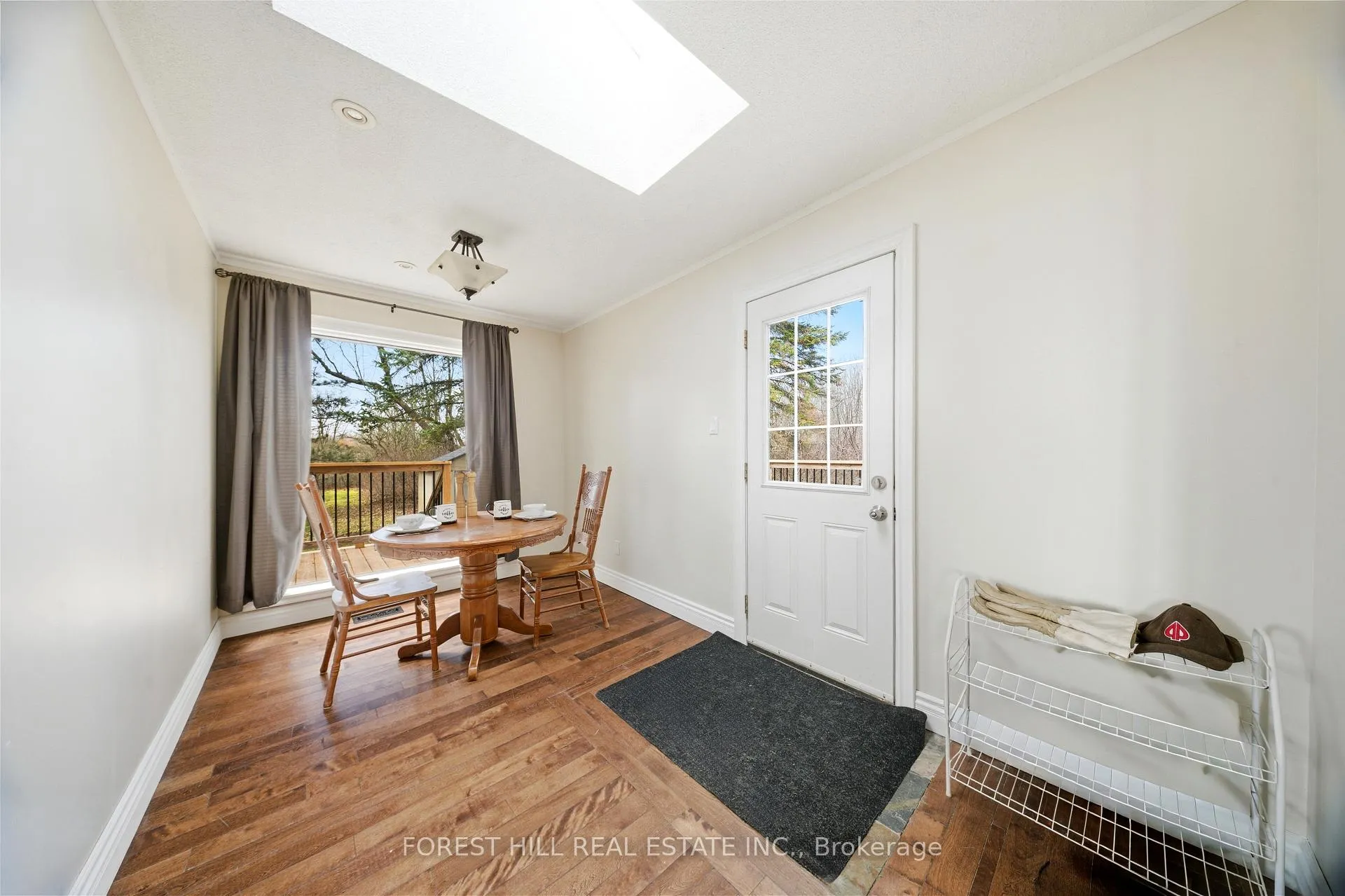 Photo 12 of 1083 Indiana Road E, Haldimand — HOMEH