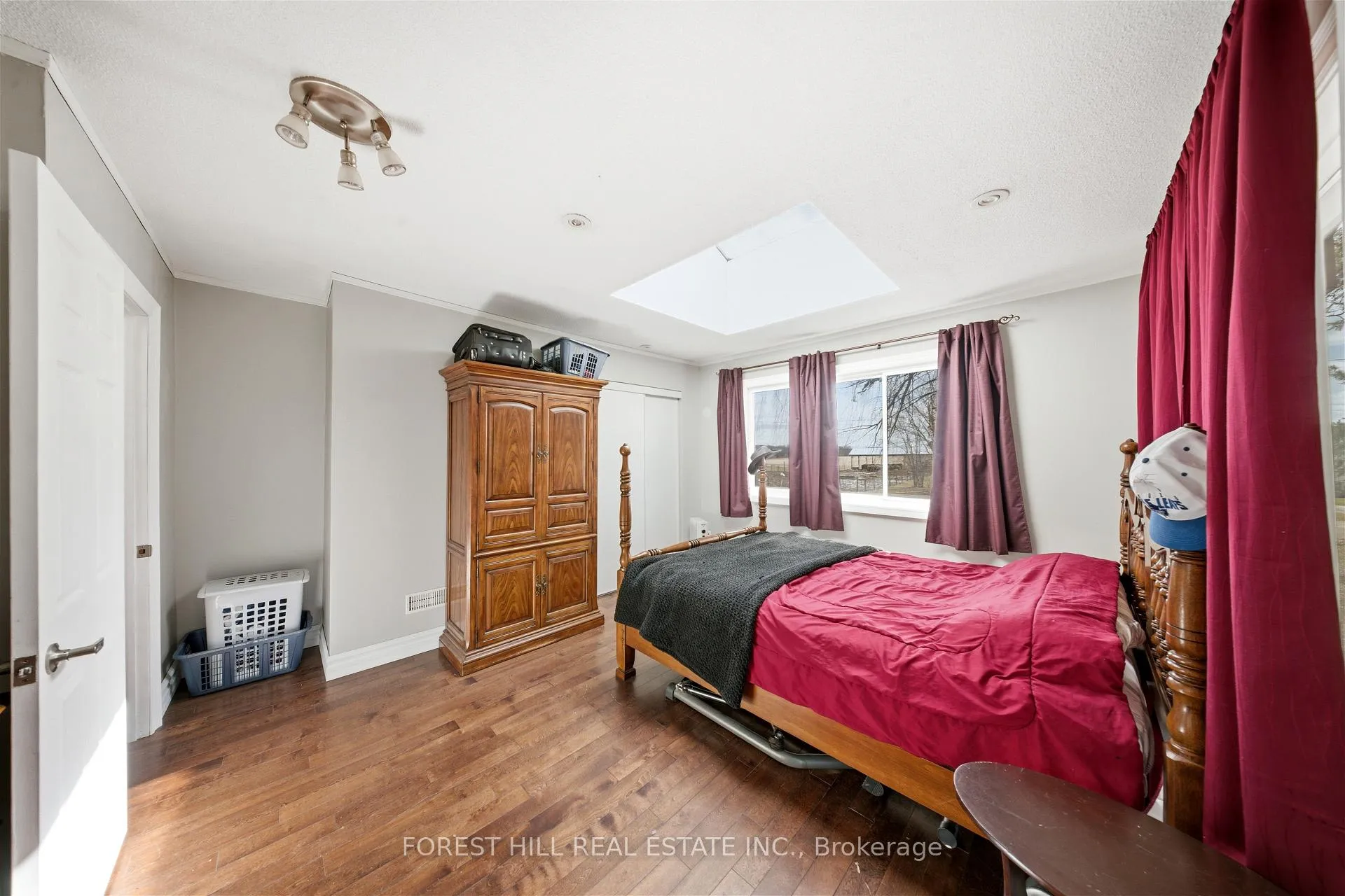 Photo 16 of 1083 Indiana Road E, Haldimand — HOMEH