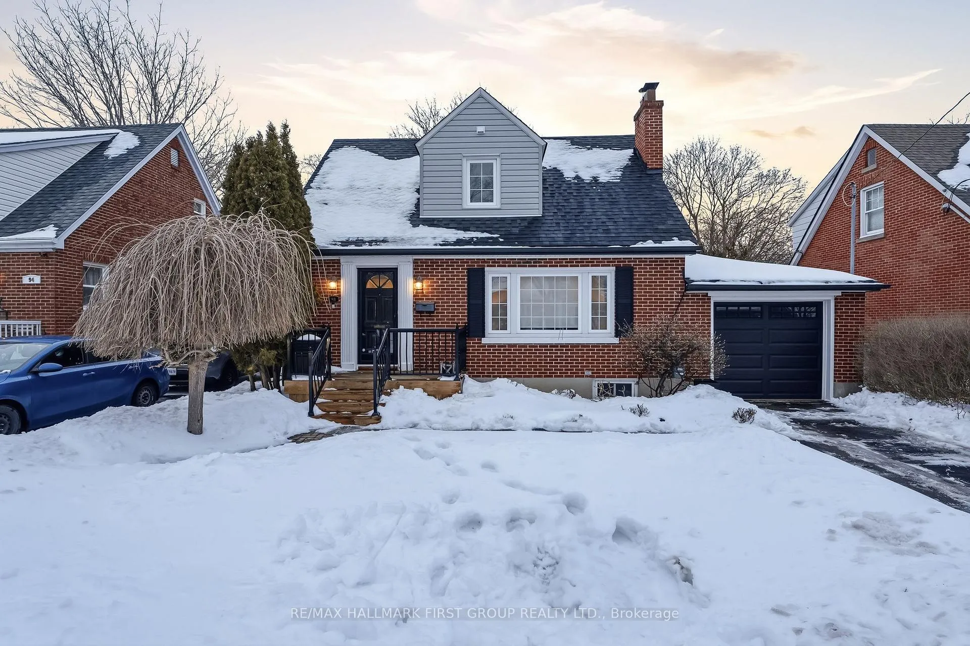 Photo 2 of 98 Sutherland Avenue, Oshawa, O'Neill — HOMEH