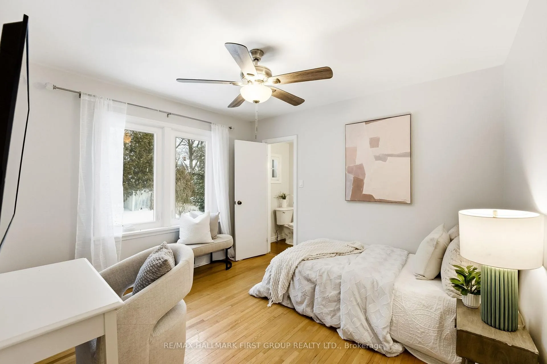 Photo 20 of 98 Sutherland Avenue, Oshawa, O'Neill — HOMEH
