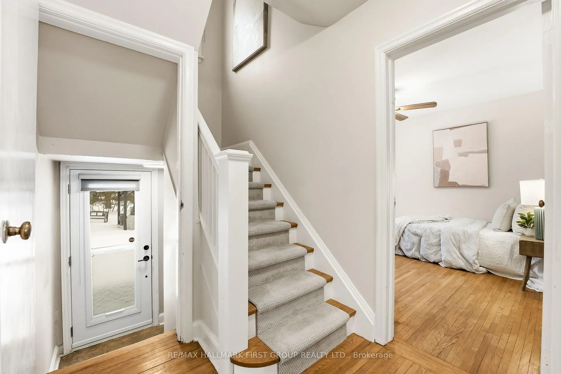 Photo 23 of 98 Sutherland Avenue, Oshawa, O'Neill — HOMEH