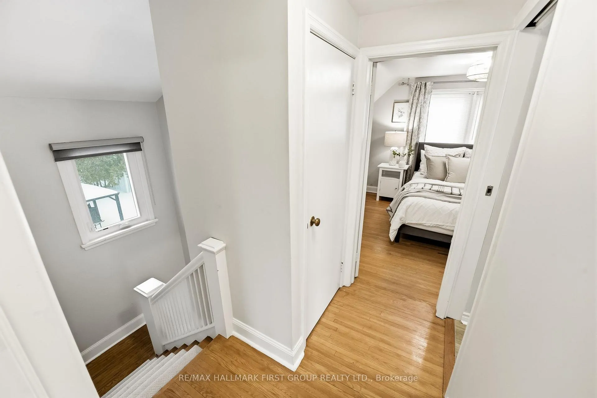 Photo 24 of 98 Sutherland Avenue, Oshawa, O'Neill — HOMEH