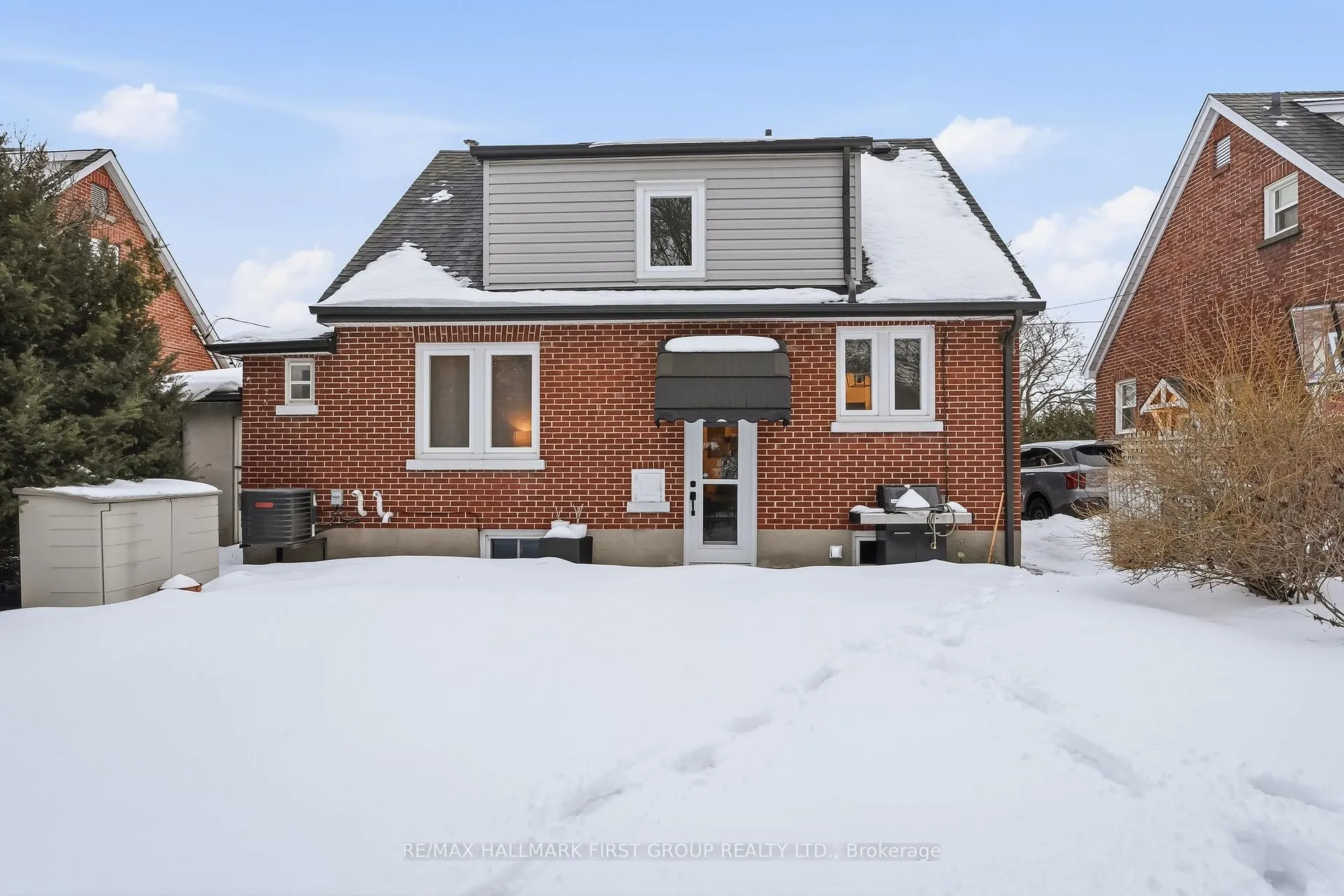 Photo 37 of 98 Sutherland Avenue, Oshawa, O'Neill — HOMEH