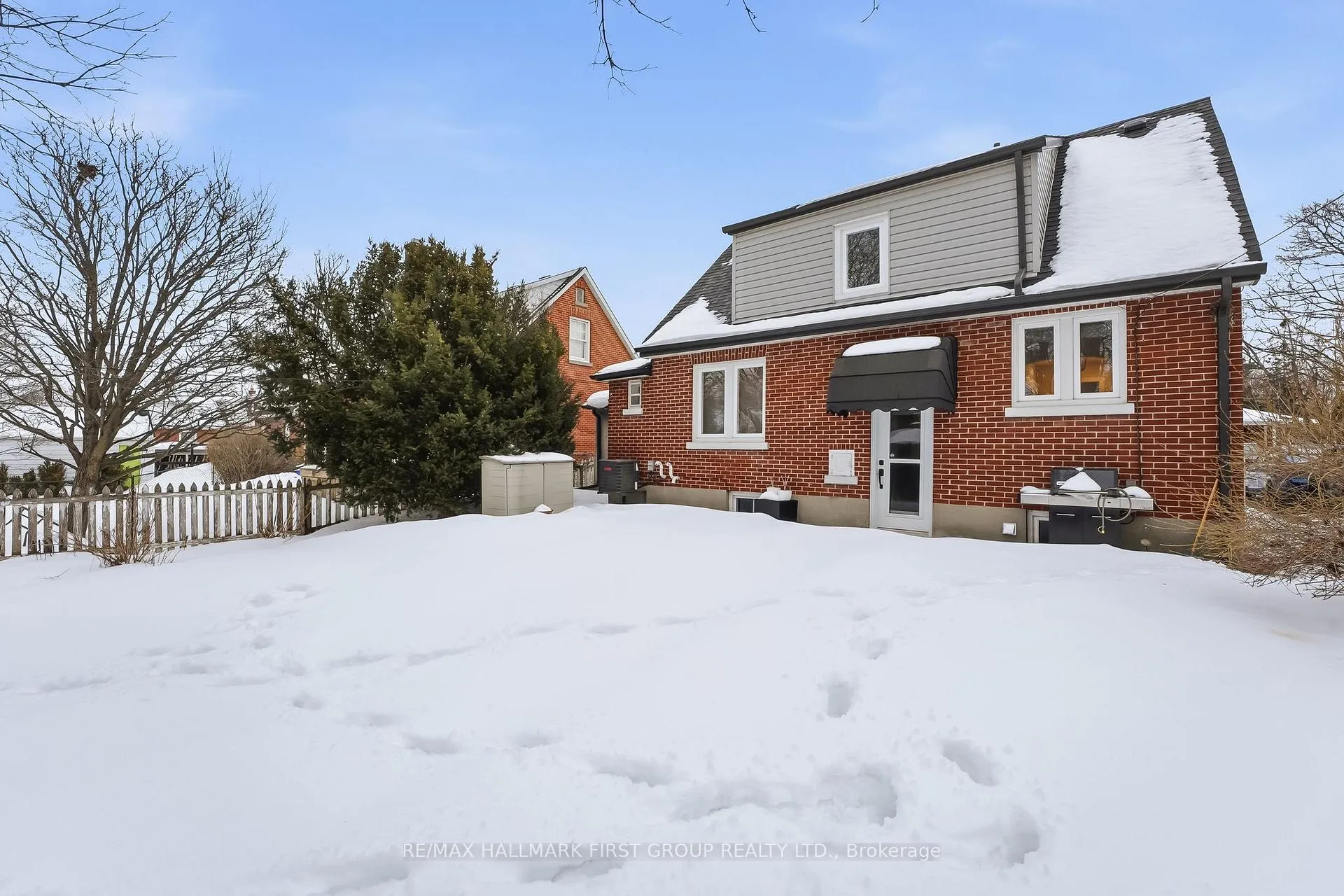 Photo 38 of 98 Sutherland Avenue, Oshawa, O'Neill — HOMEH