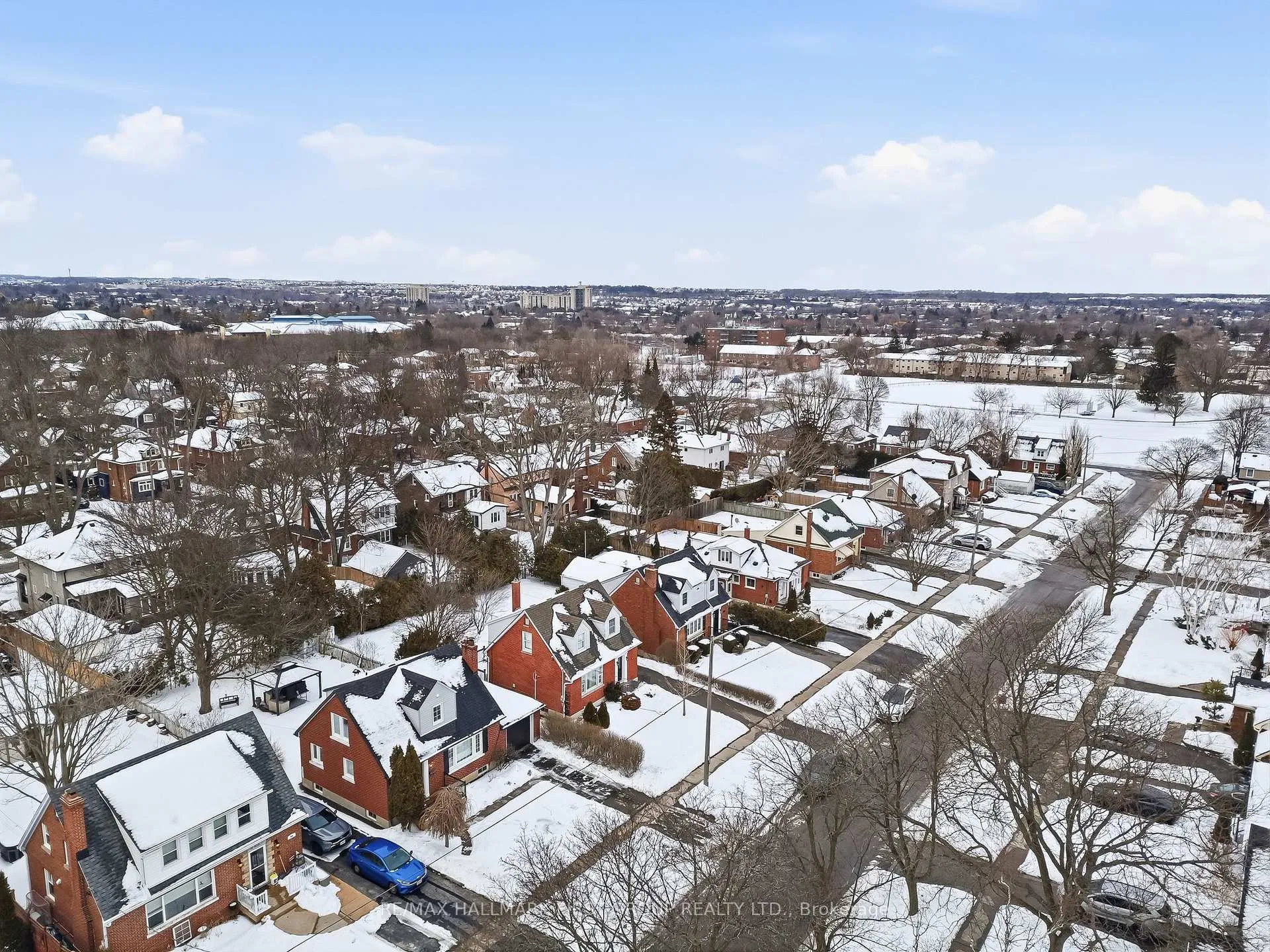 Photo 46 of 98 Sutherland Avenue, Oshawa, O'Neill — HOMEH