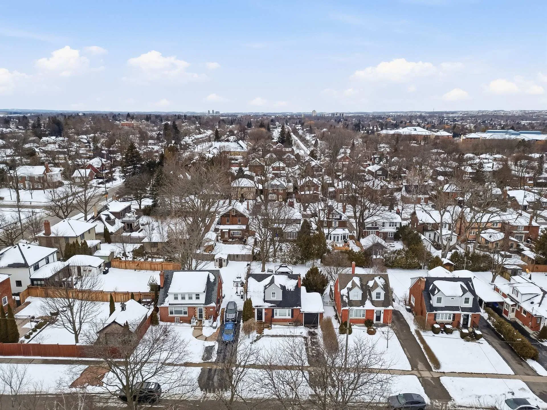 Photo 47 of 98 Sutherland Avenue, Oshawa, O'Neill — HOMEH
