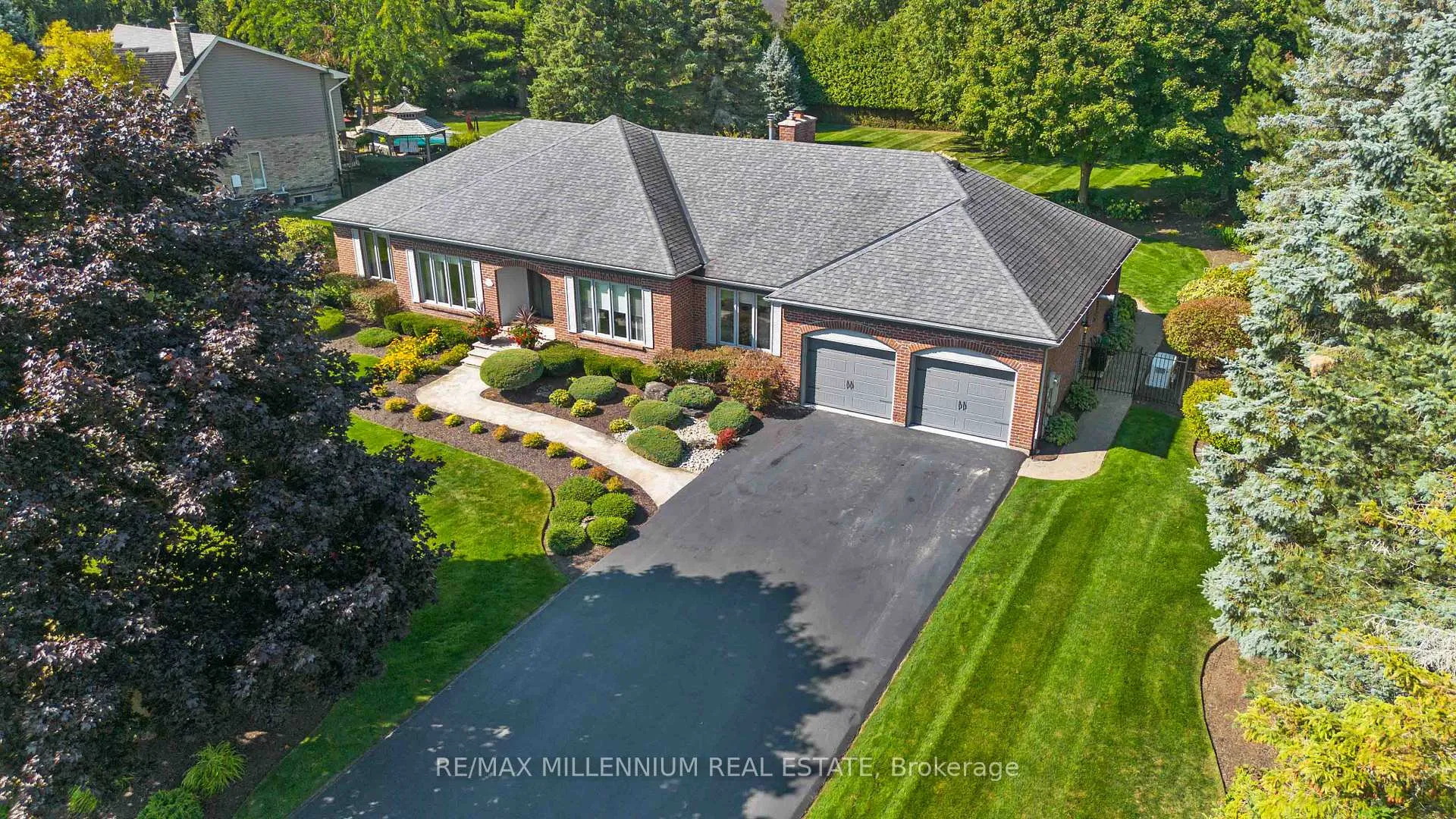 Photo 5 of 112 Cobblestone Place, Guelph/Eramosa, Rockwood — HOMEH