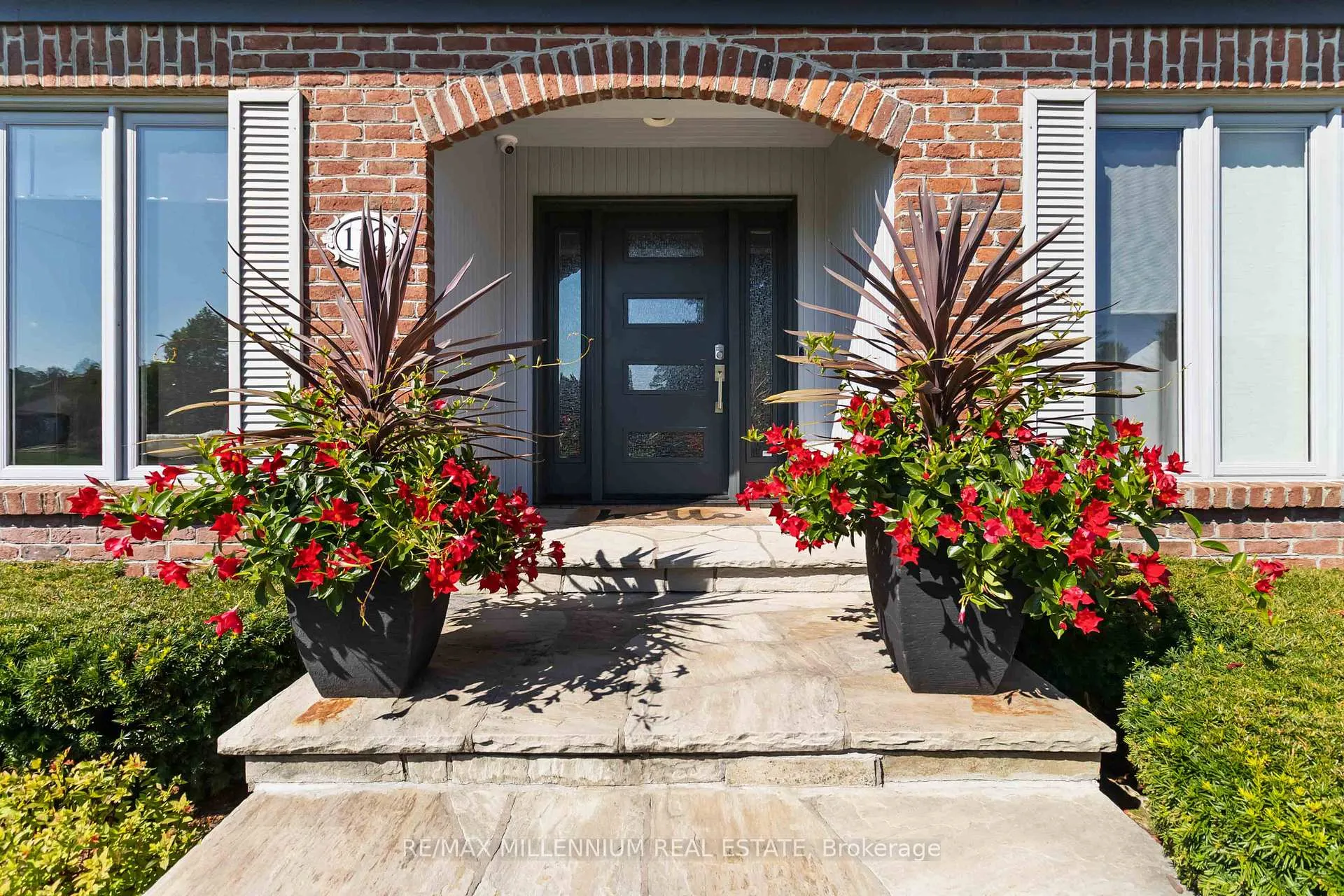 Photo 8 of 112 Cobblestone Place, Guelph/Eramosa, Rockwood — HOMEH