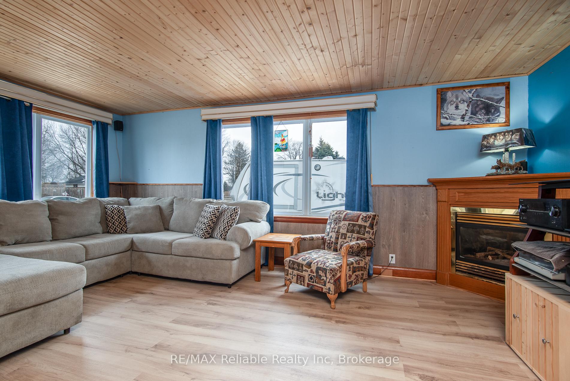 Photo 10 of 9 William Street, Huron East, Egmondville — HOMEH