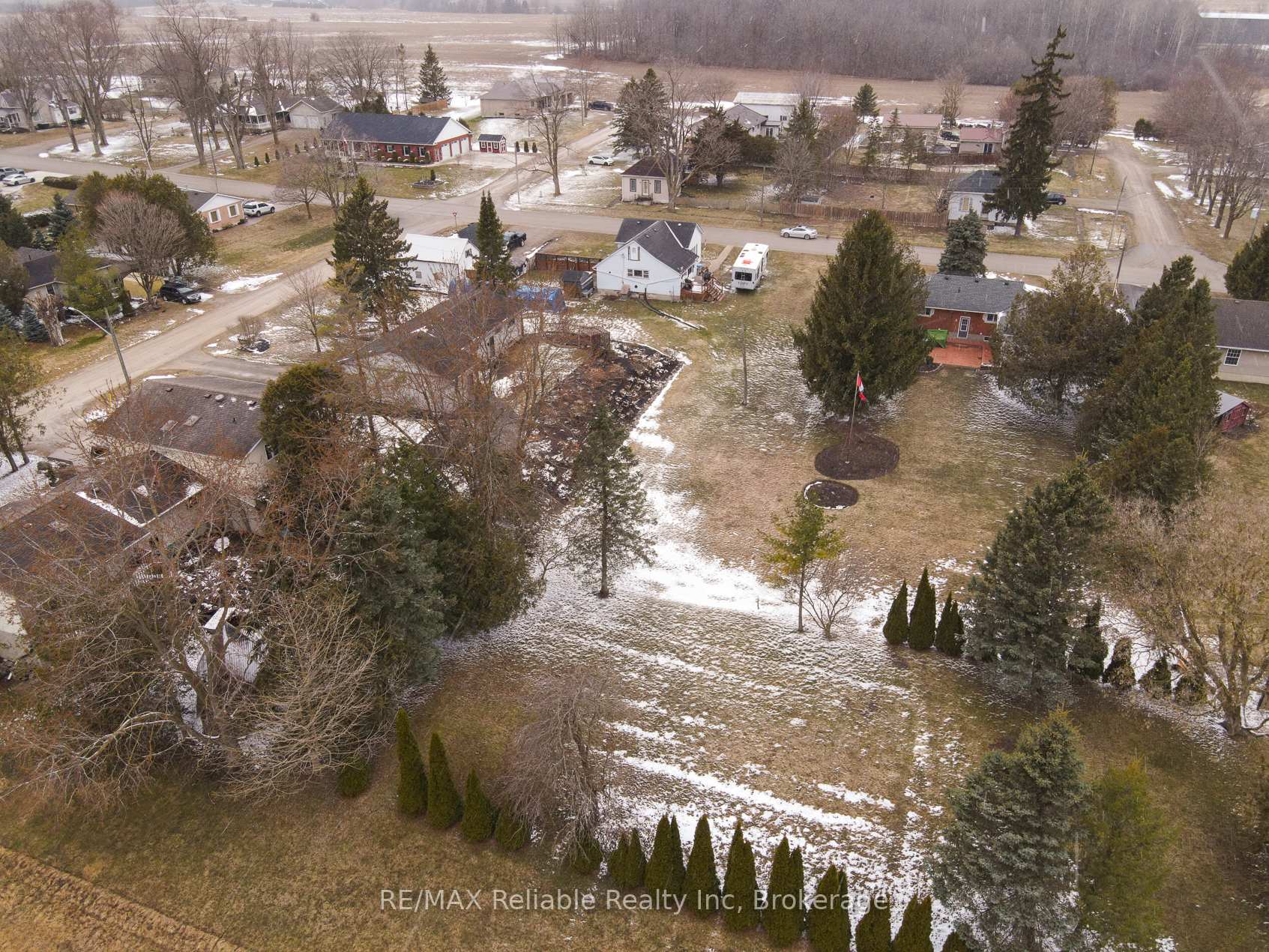 Photo 35 of 9 William Street, Huron East, Egmondville — HOMEH
