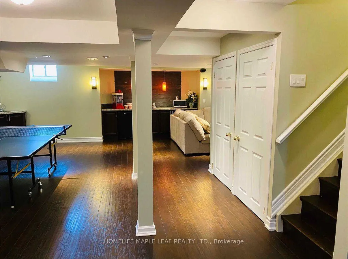Photo 10 of 92 Edenbrook Hill Drive, Brampton, Fletcher's Meadow — HOMEH