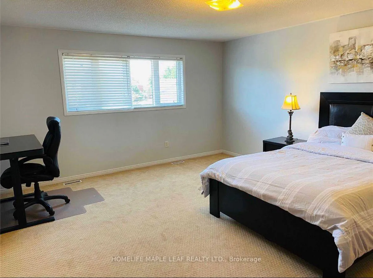 Photo 12 of 92 Edenbrook Hill Drive, Brampton, Fletcher's Meadow — HOMEH